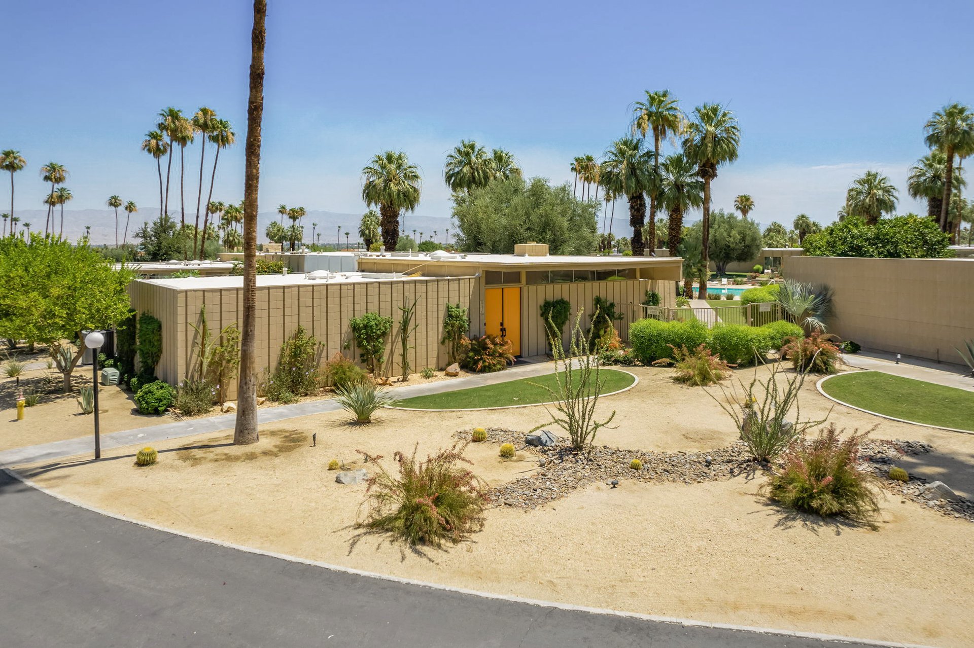 The Sandpiper House