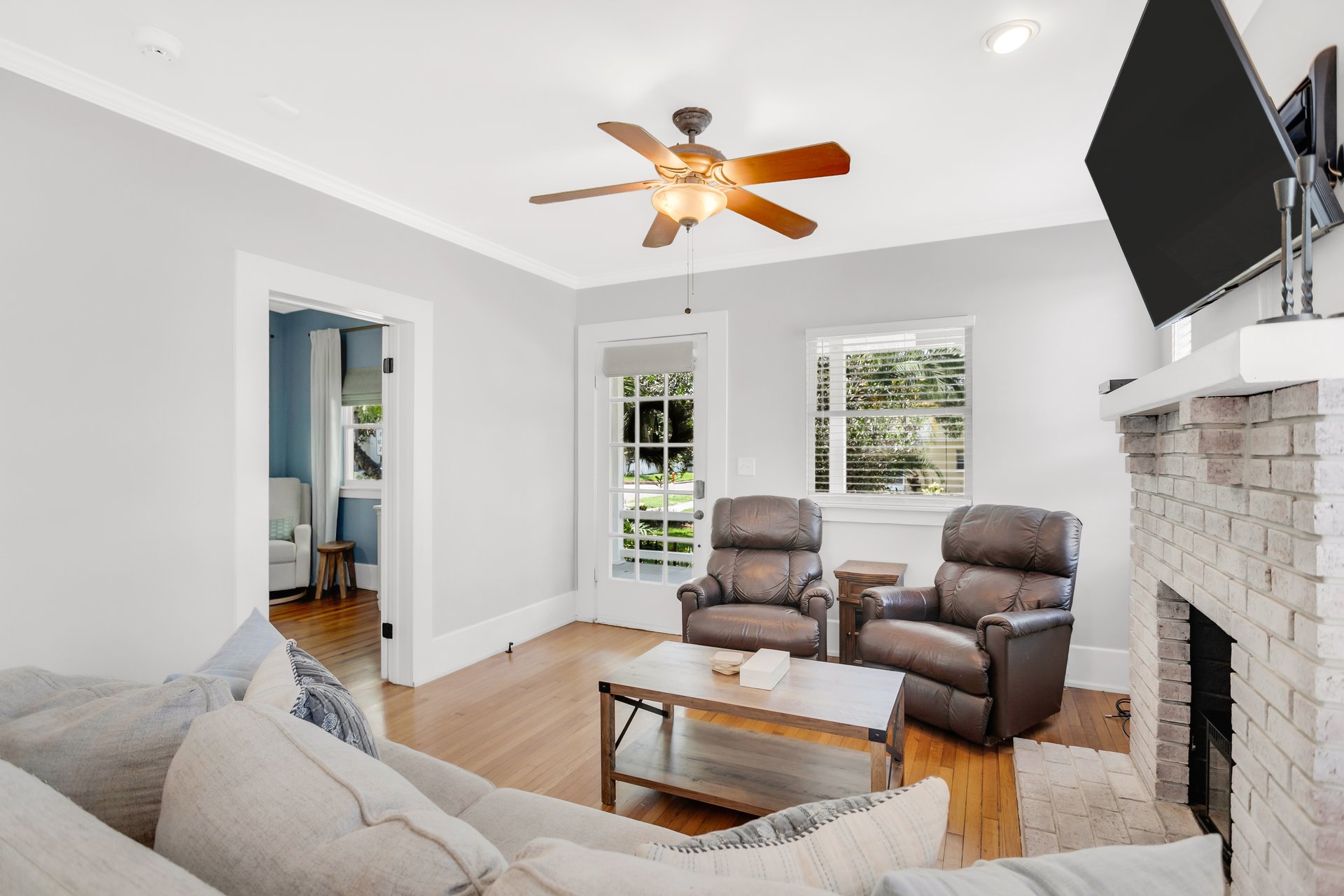3220 W SAN PEDRO ST