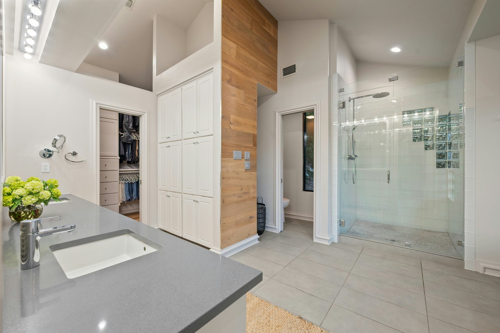3200 Three Rivers Drive