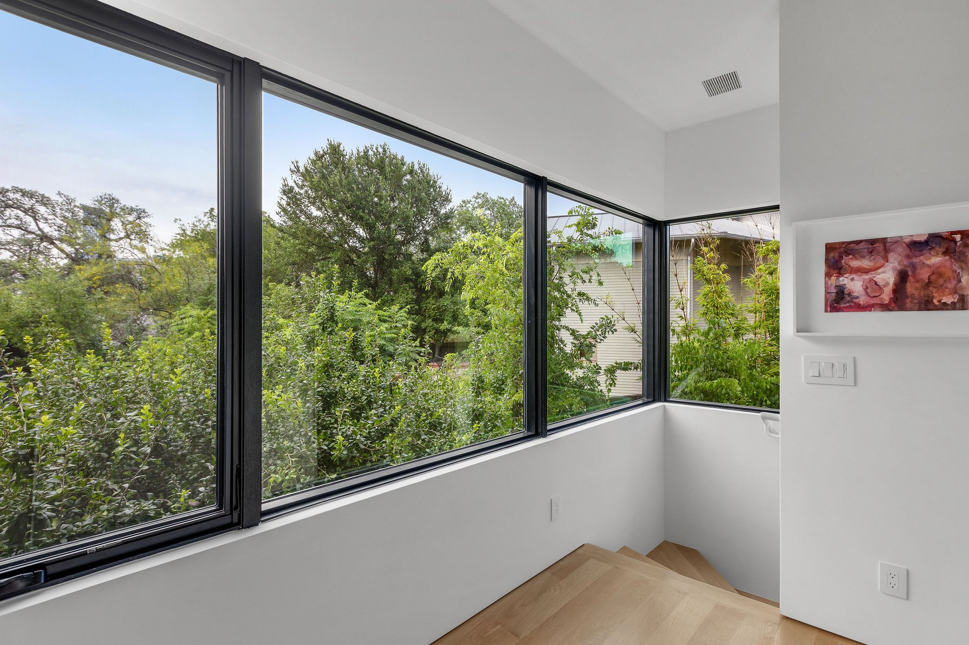 1303 1/2 Hillside AVE