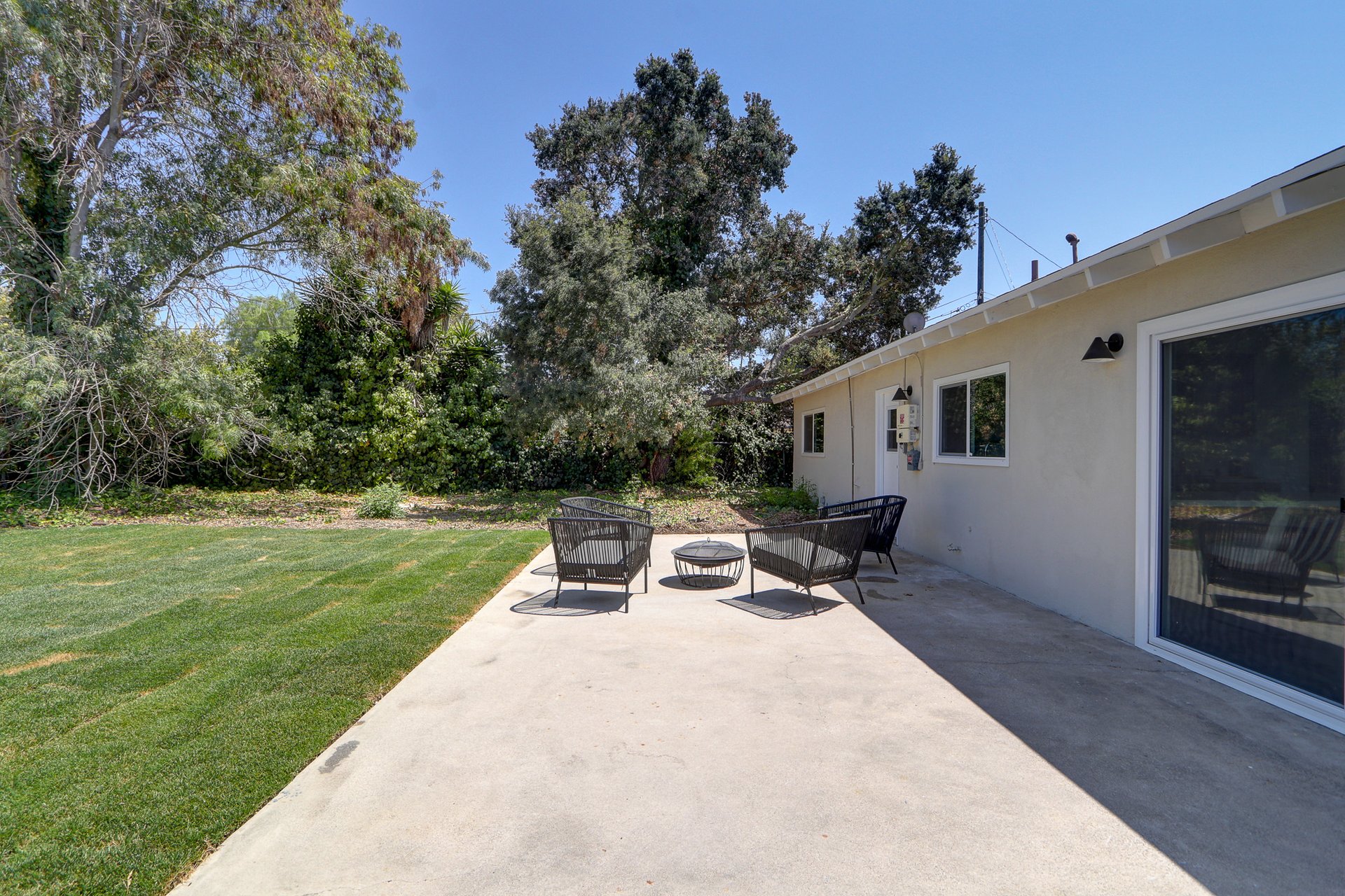 476 Jeanne Ct