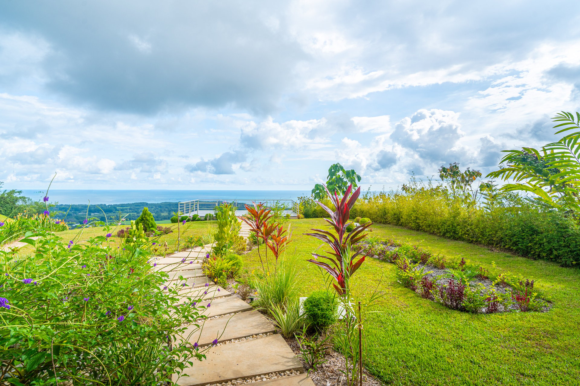 Lion's Gate Sunset Estate