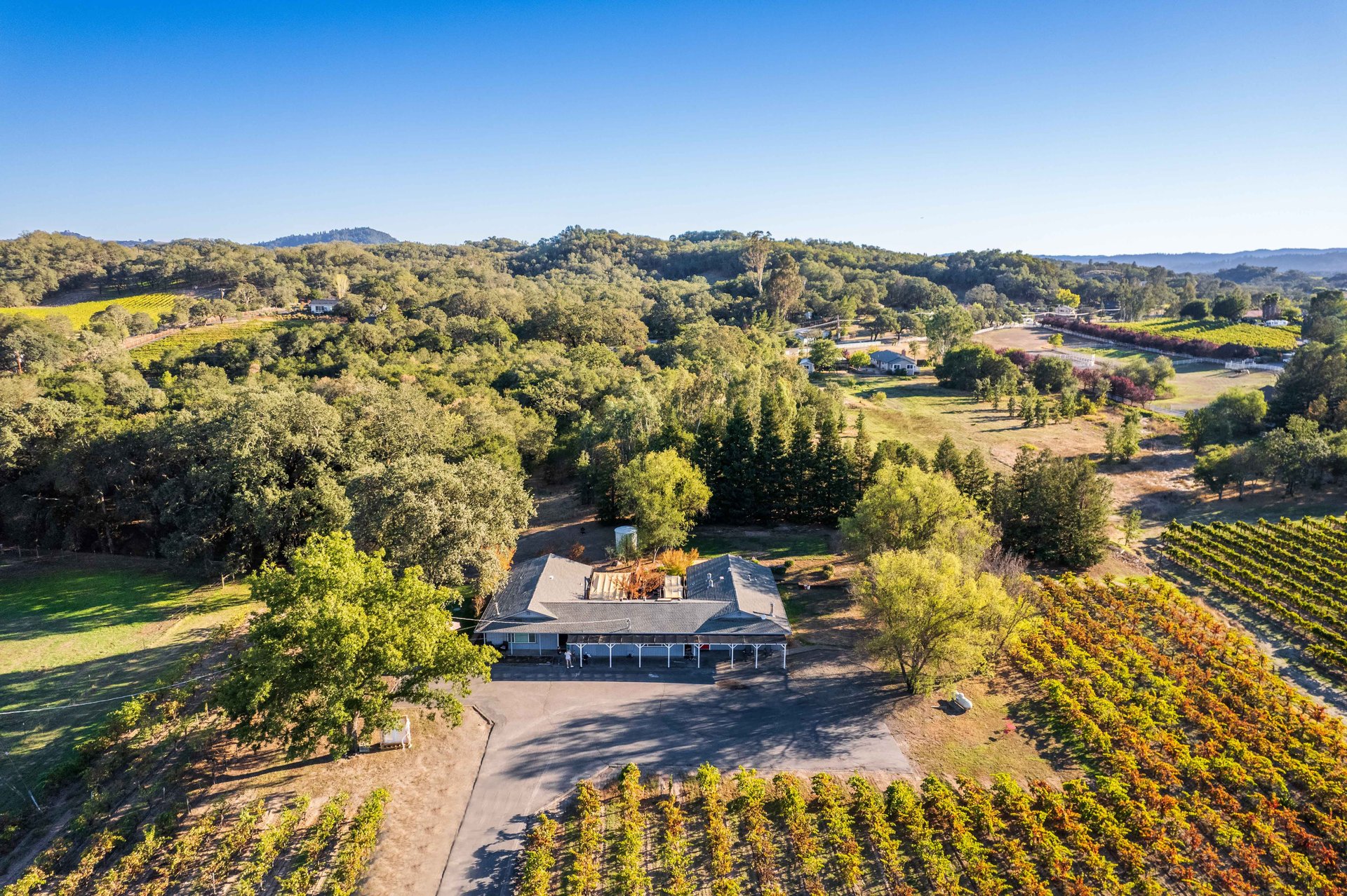 725 Lytton Station