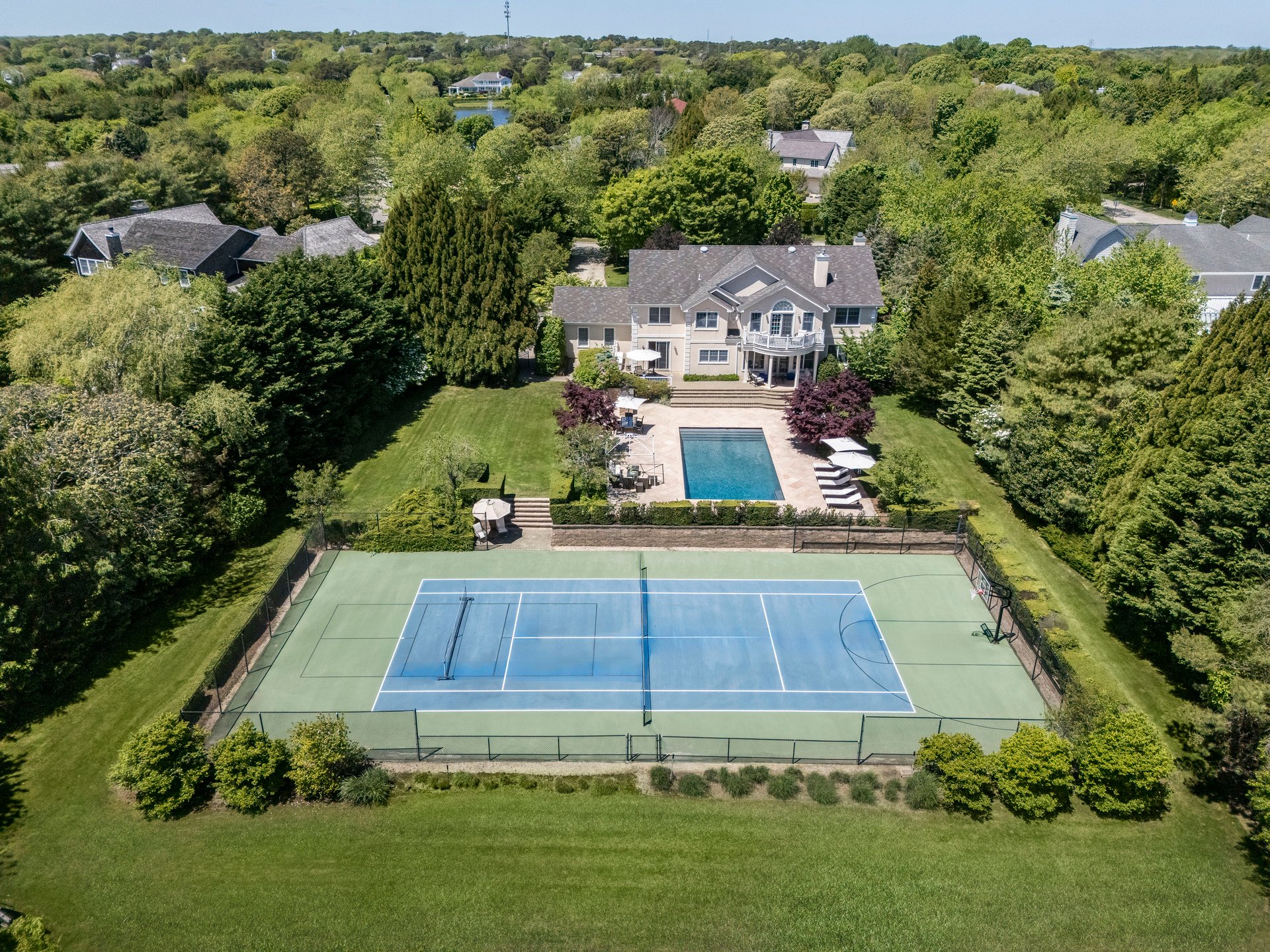 12 Parrish Pond Ln