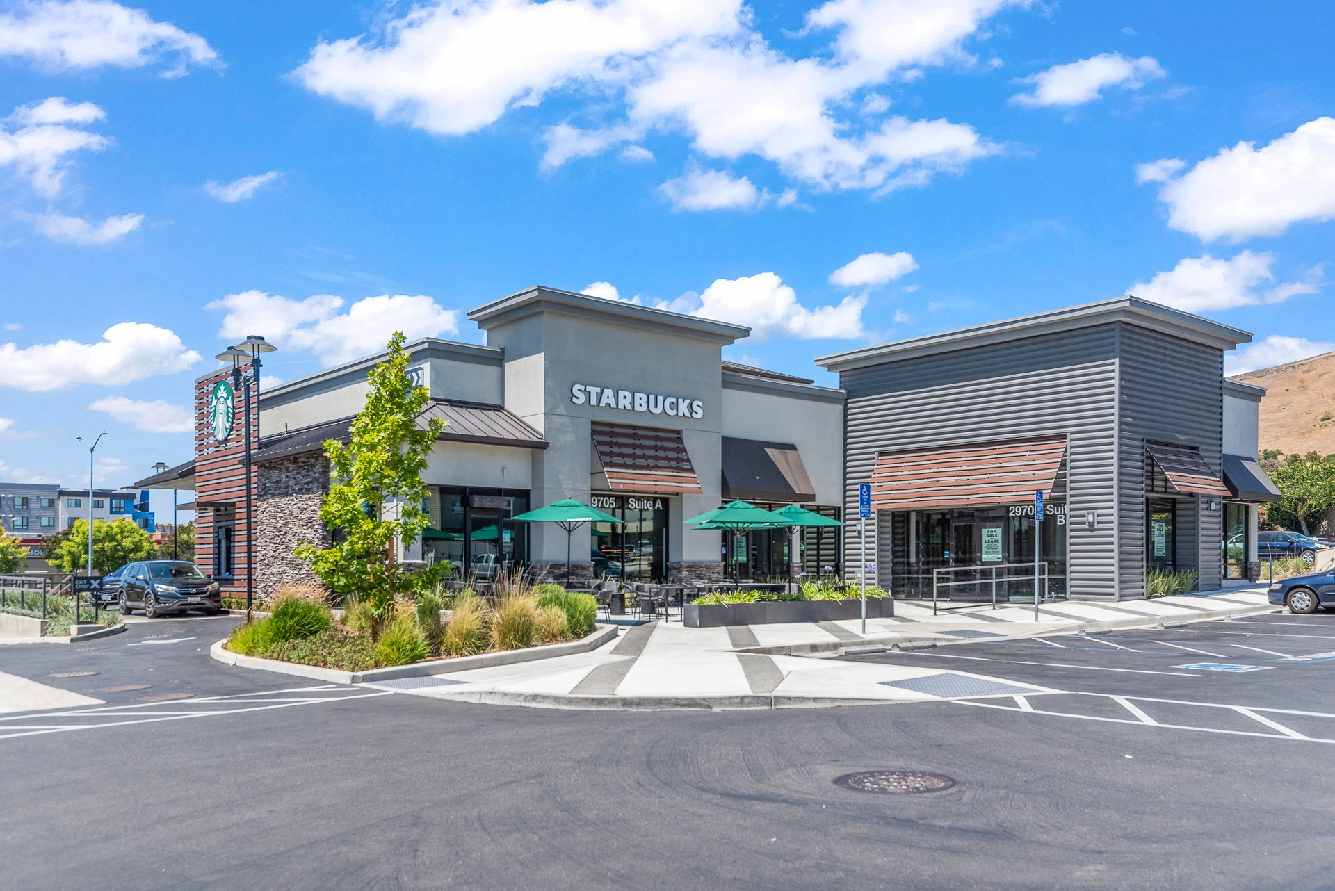 6.47% CAP OR OWNER USER WITH DRIVE-THRU SBUX 