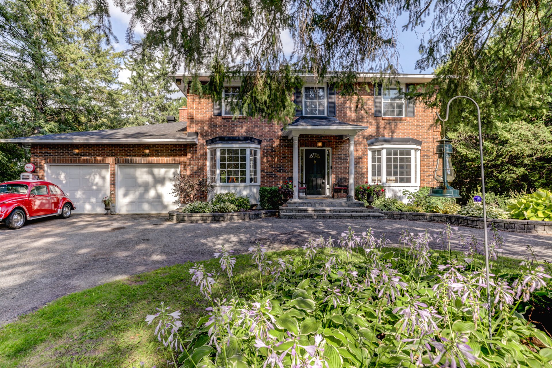 5981 Rideau Valley Dr N
