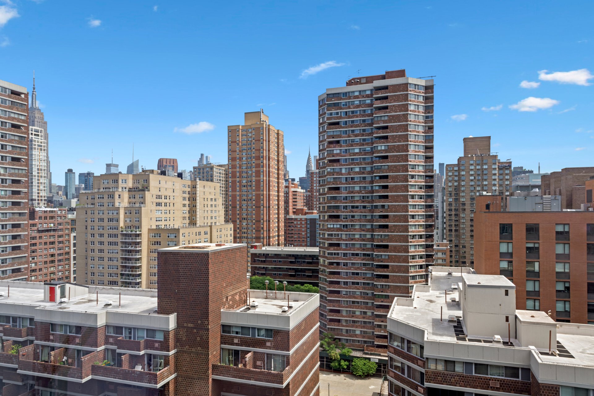 340 East 23rd Street 16E