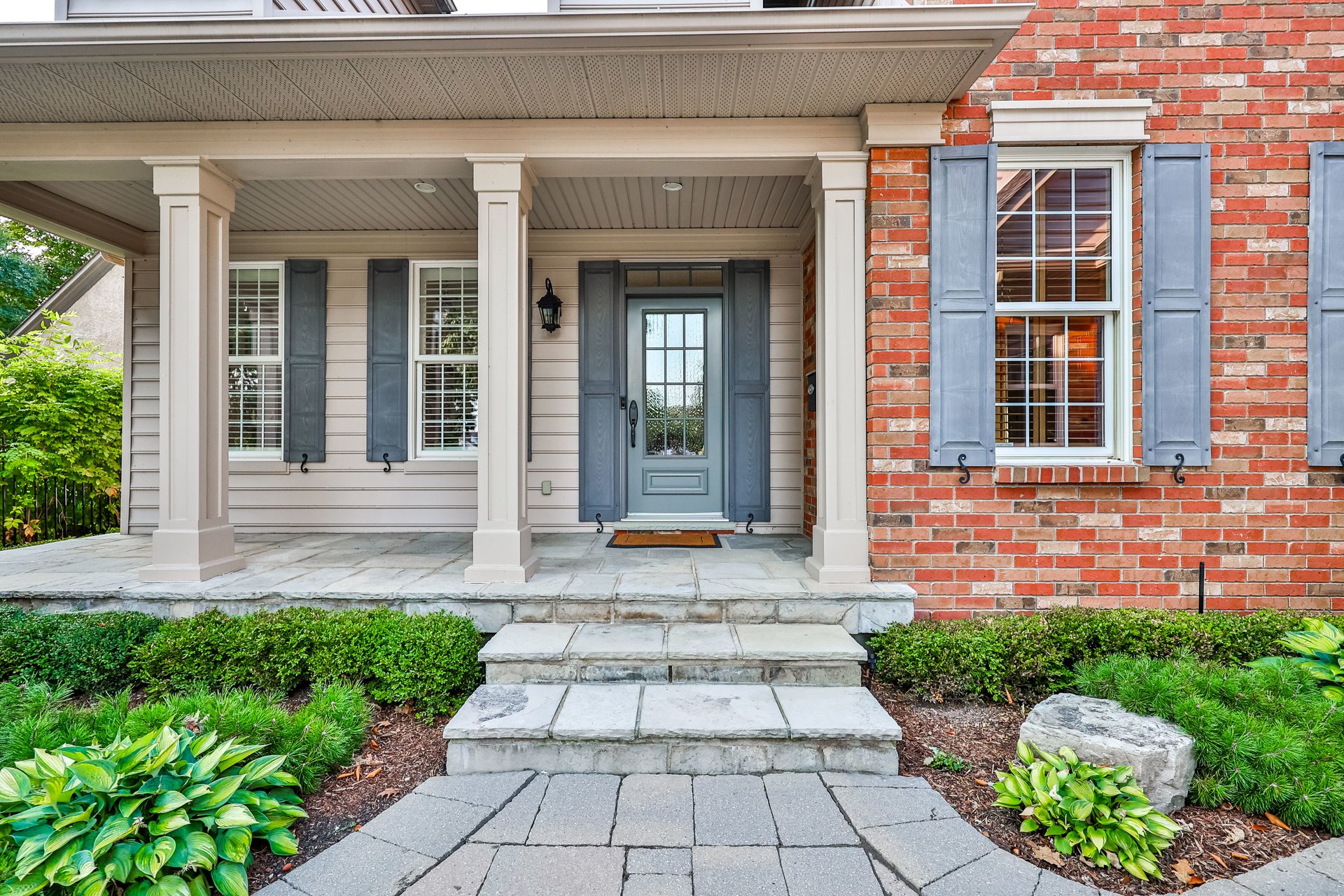 3105 Lakeshore Road, Burlington