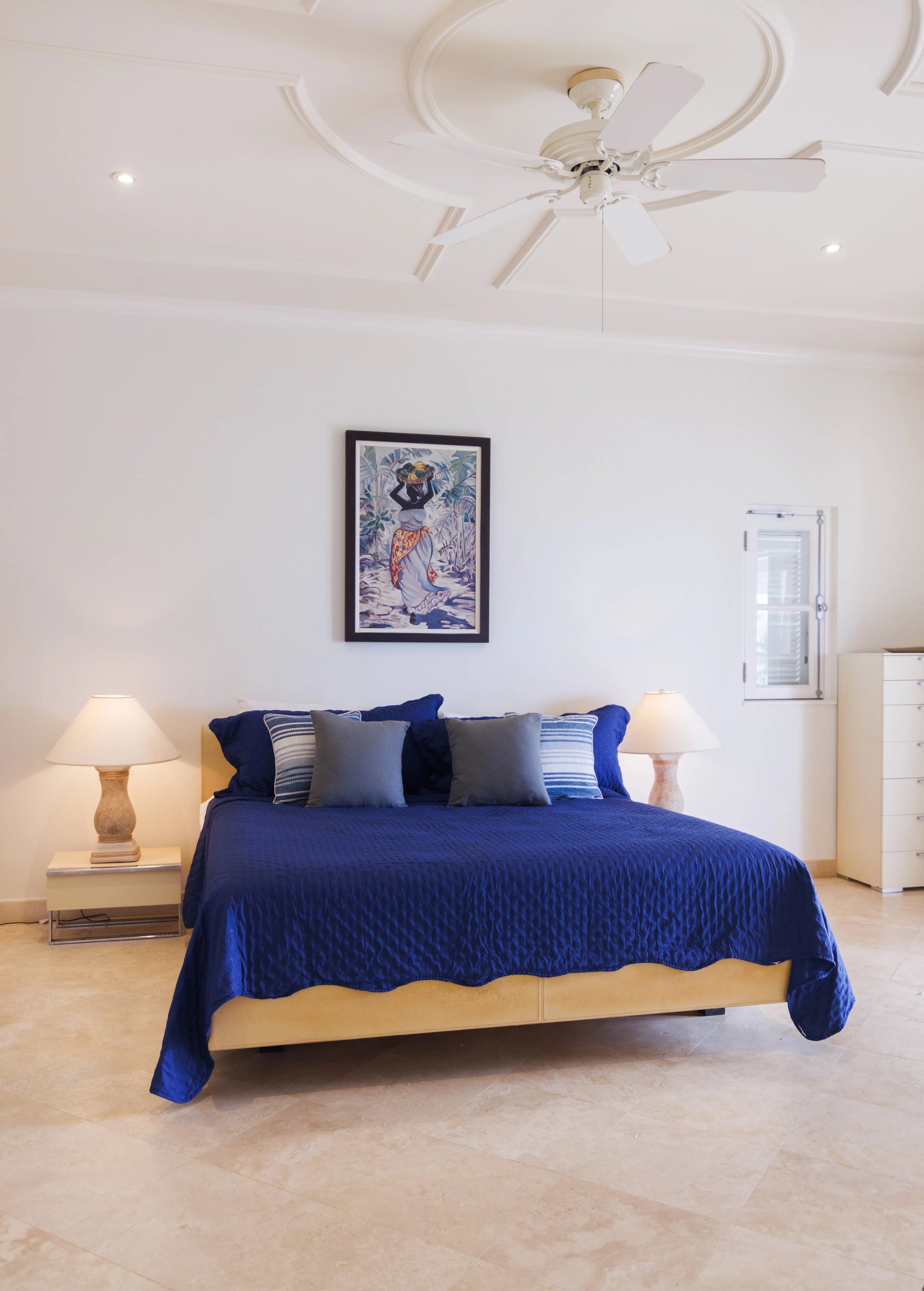 Schooner Bay 303