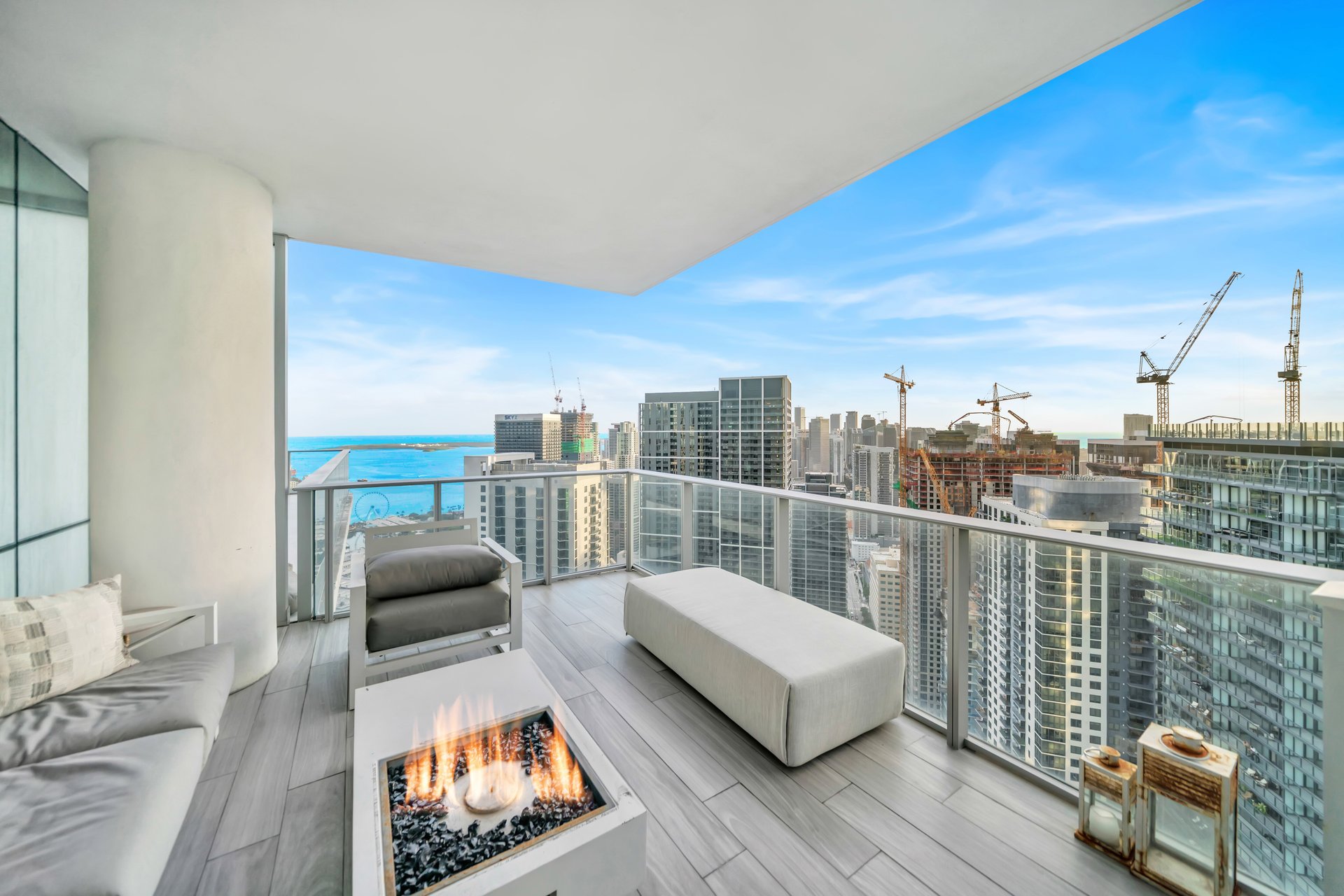 Paramount Miami Worldcenter