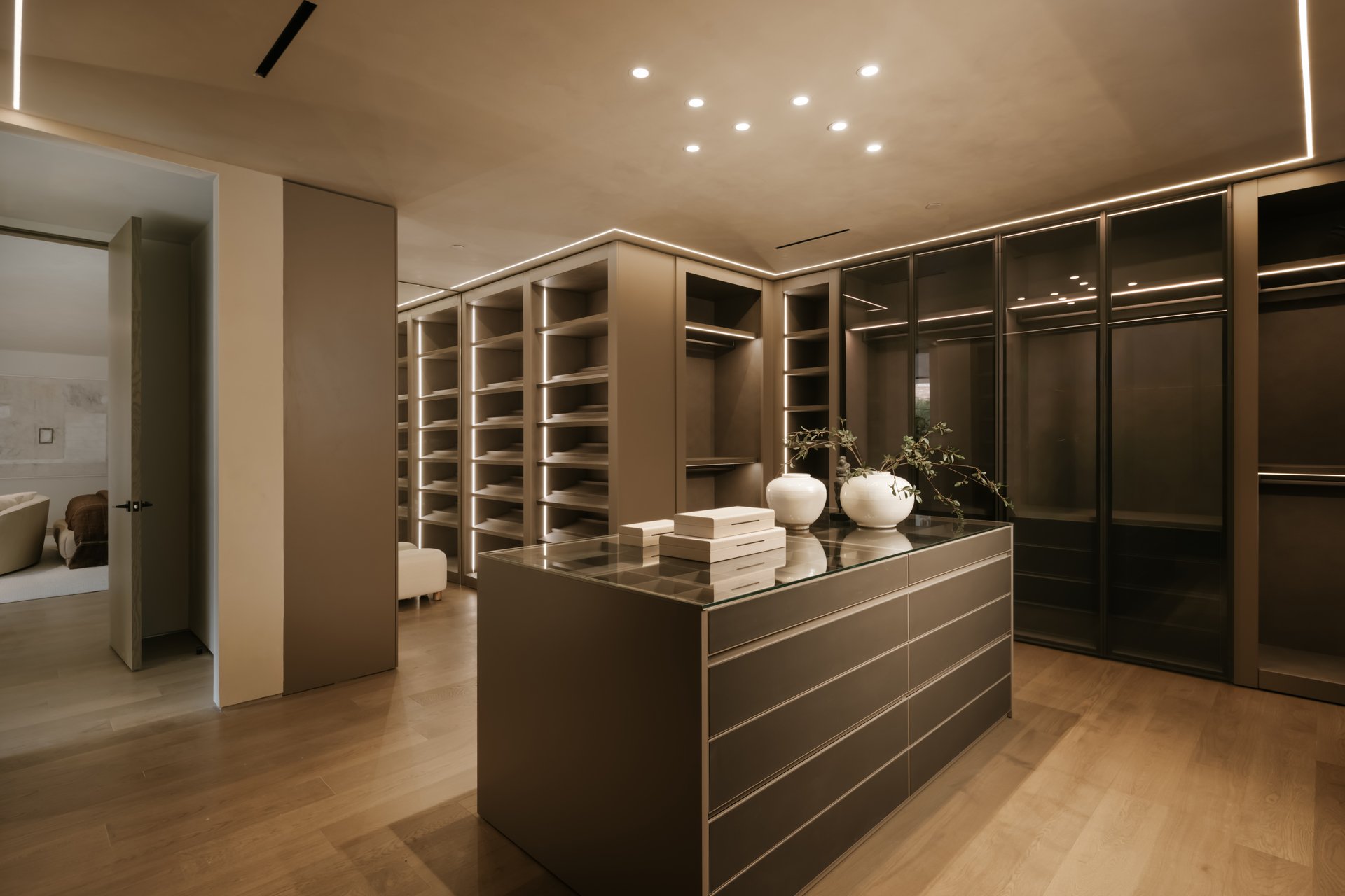 510 N Alpine Dr, Beverly Hills 