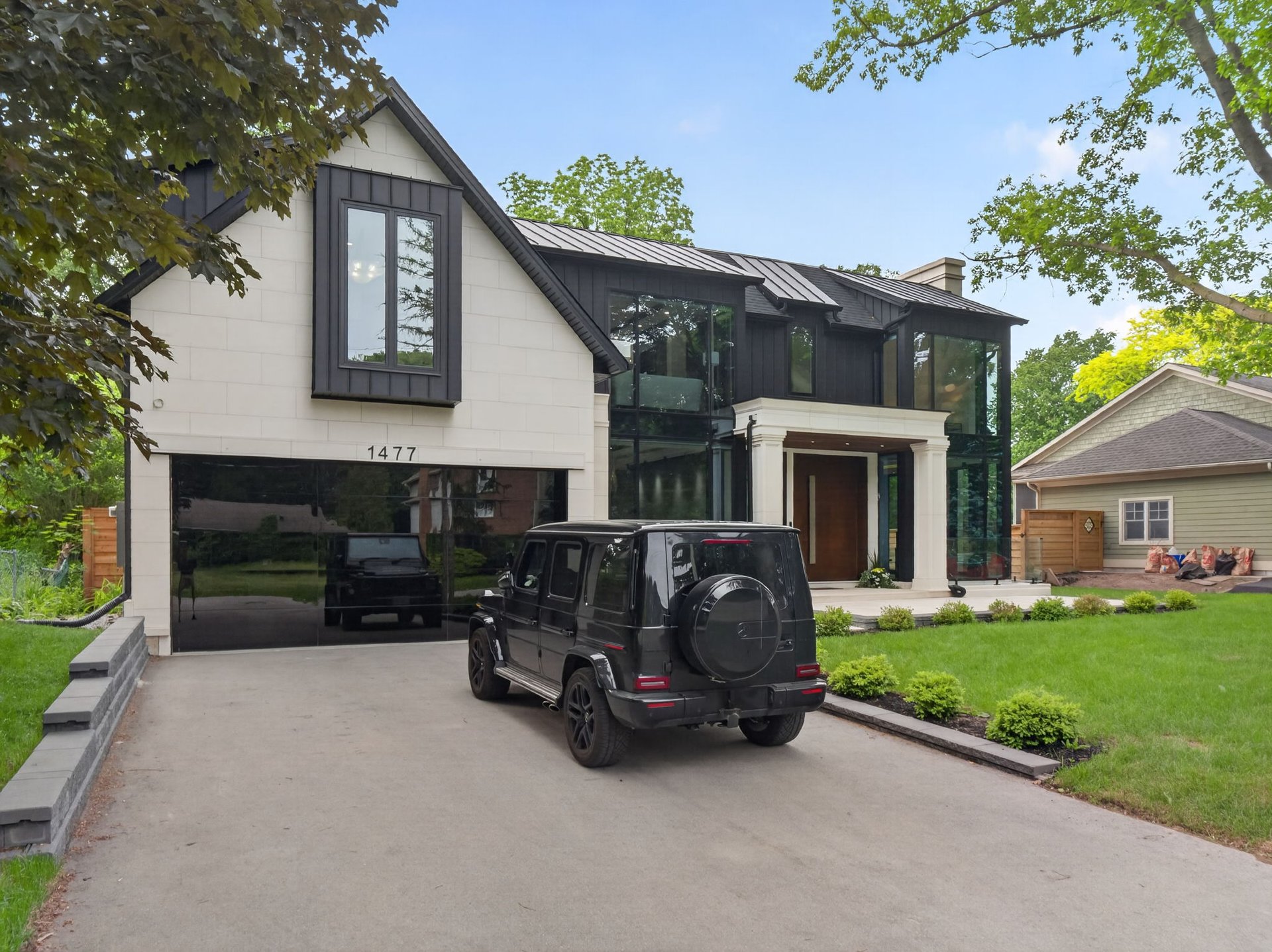 1477 Duncan Road