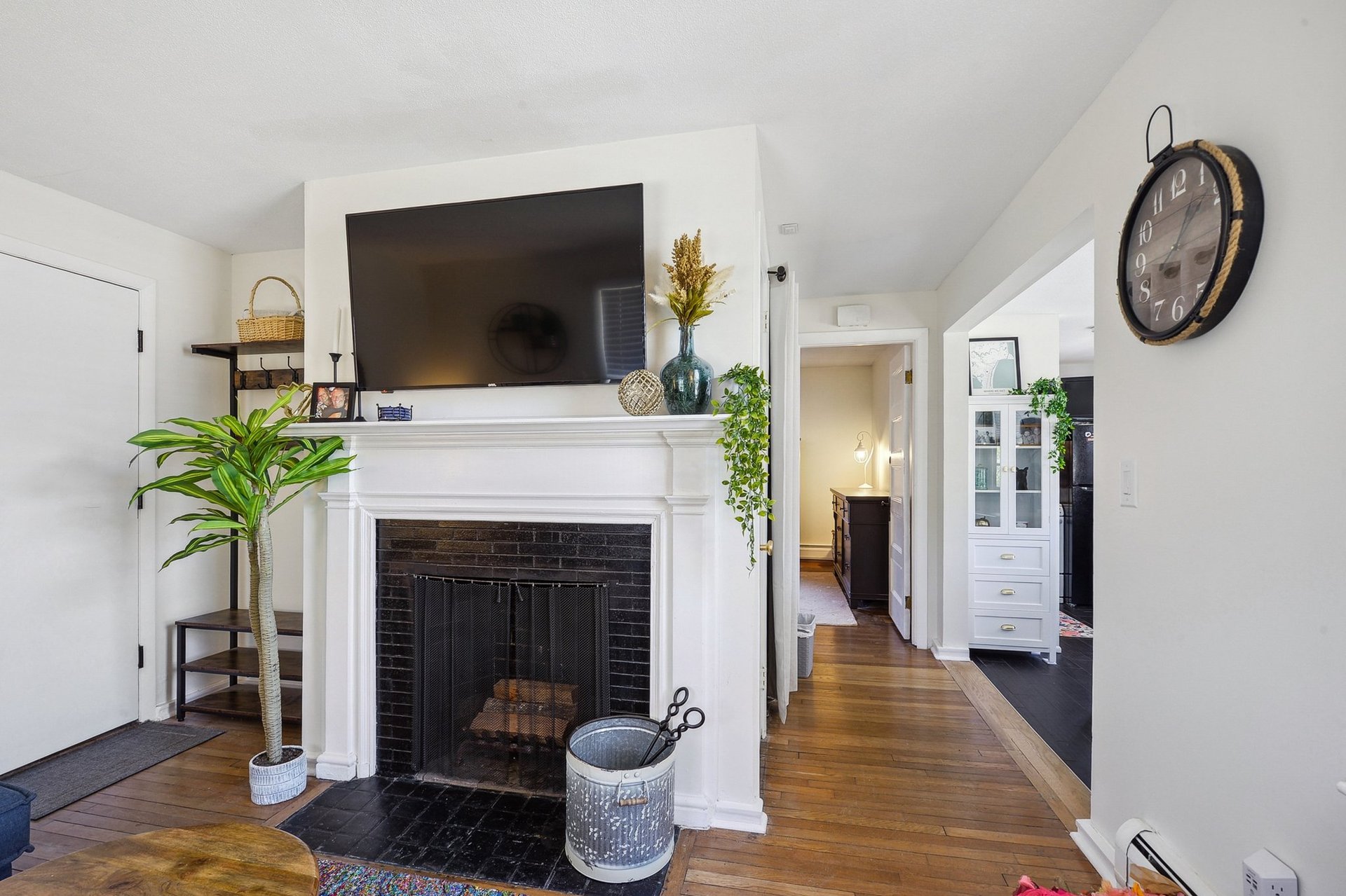 542 Angell Street, Unit#4