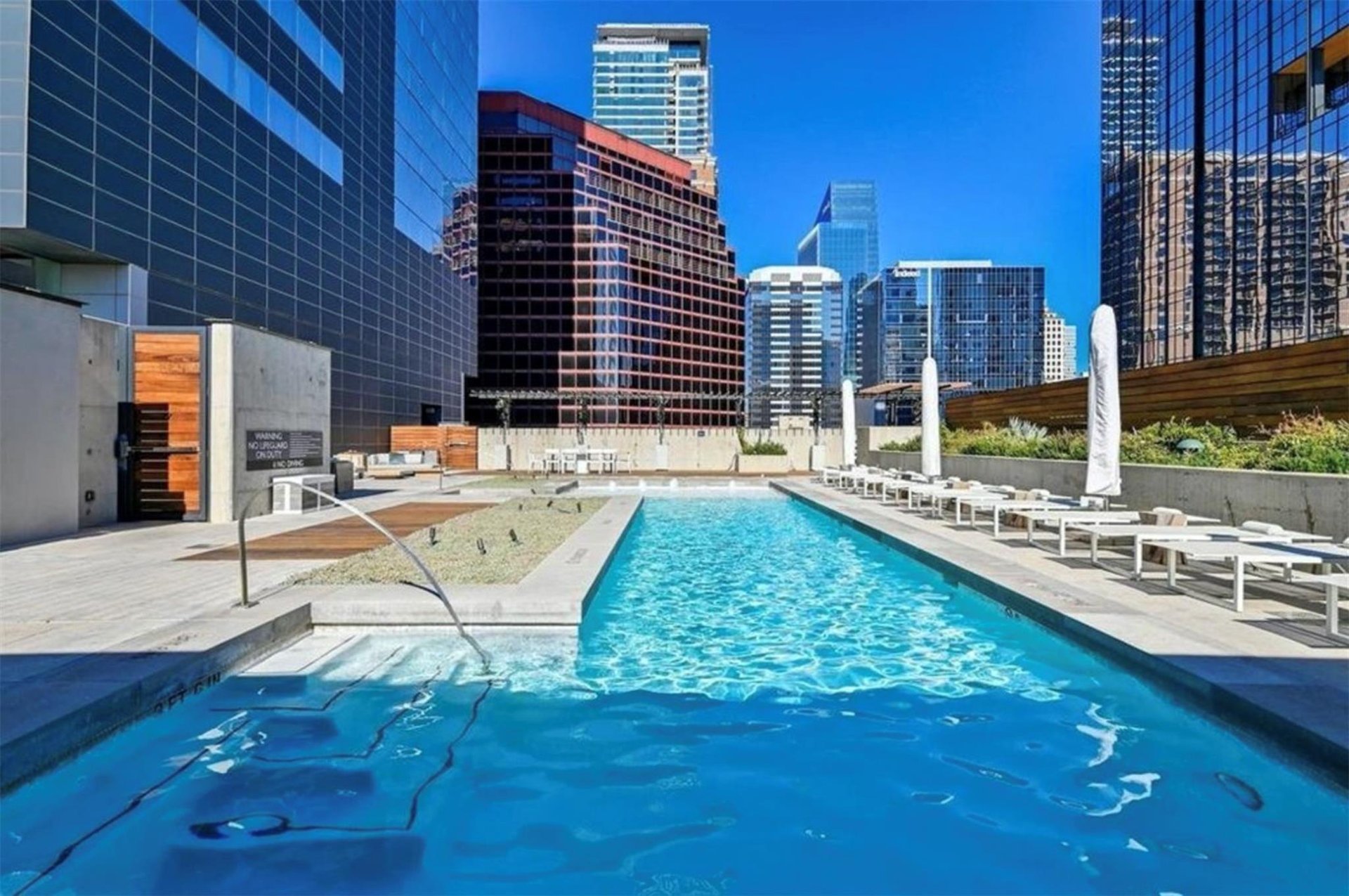 210 Lavaca Street #3209