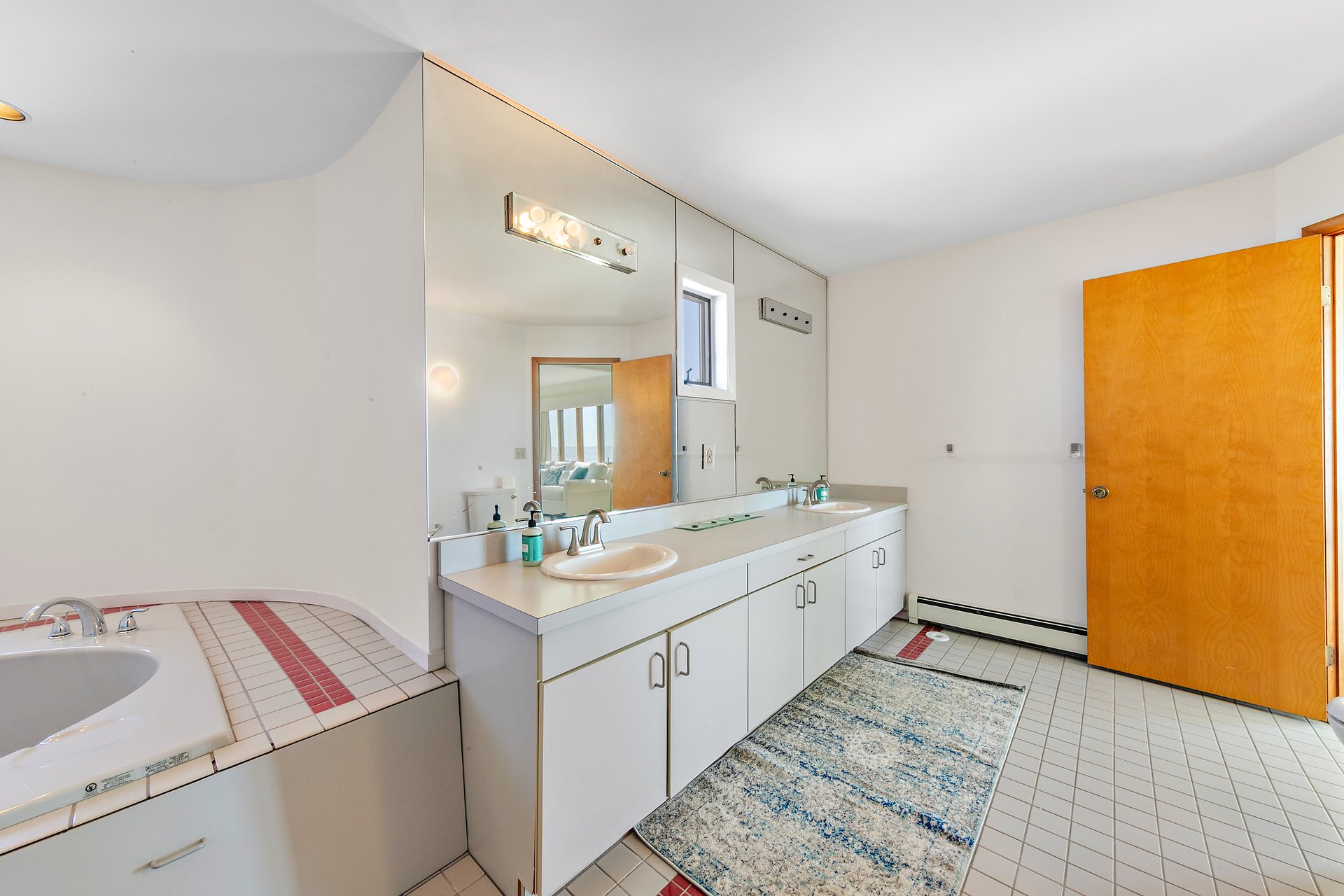 11 Lincoln Avenue - Pet Friendly 