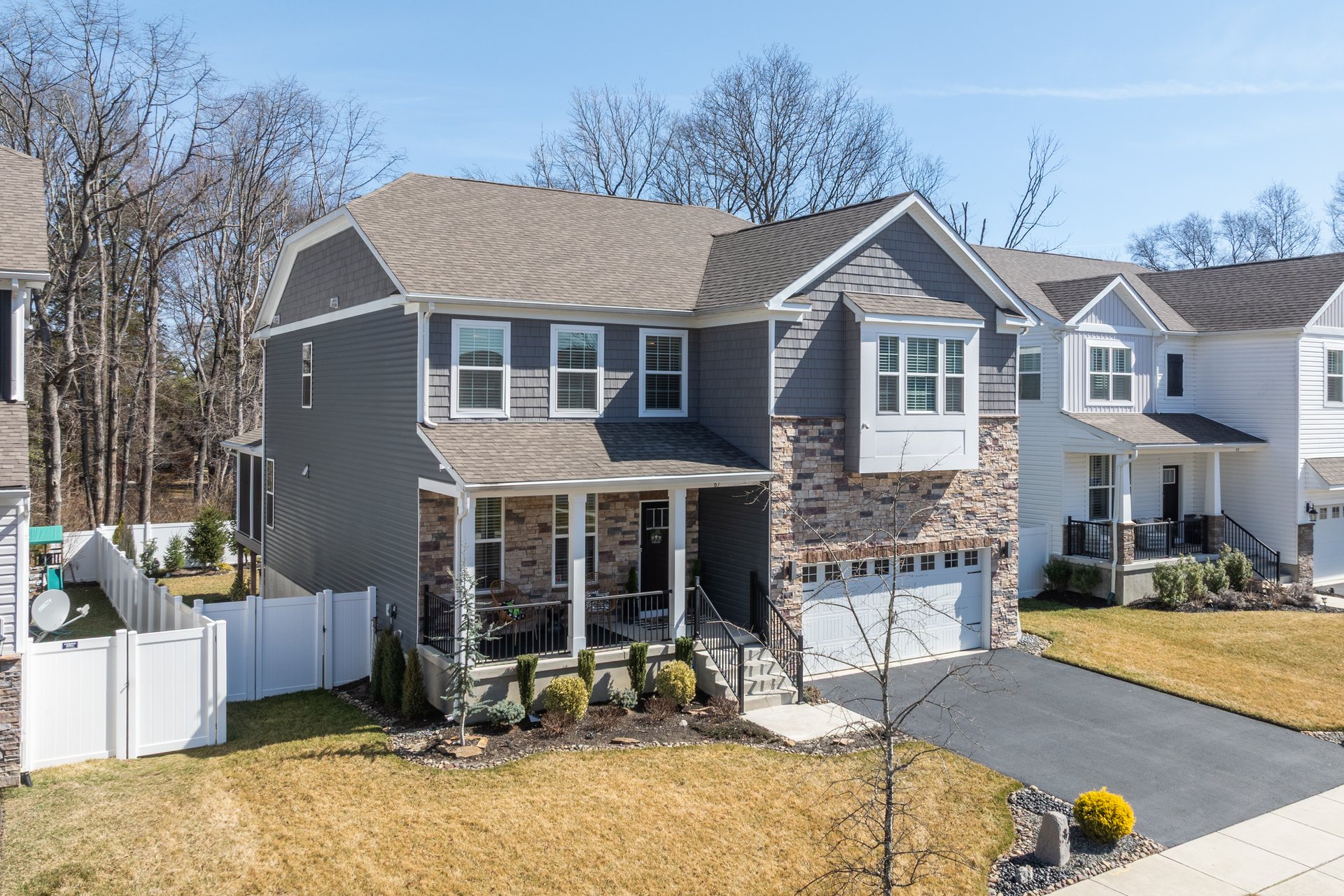 87 Westmont Dr