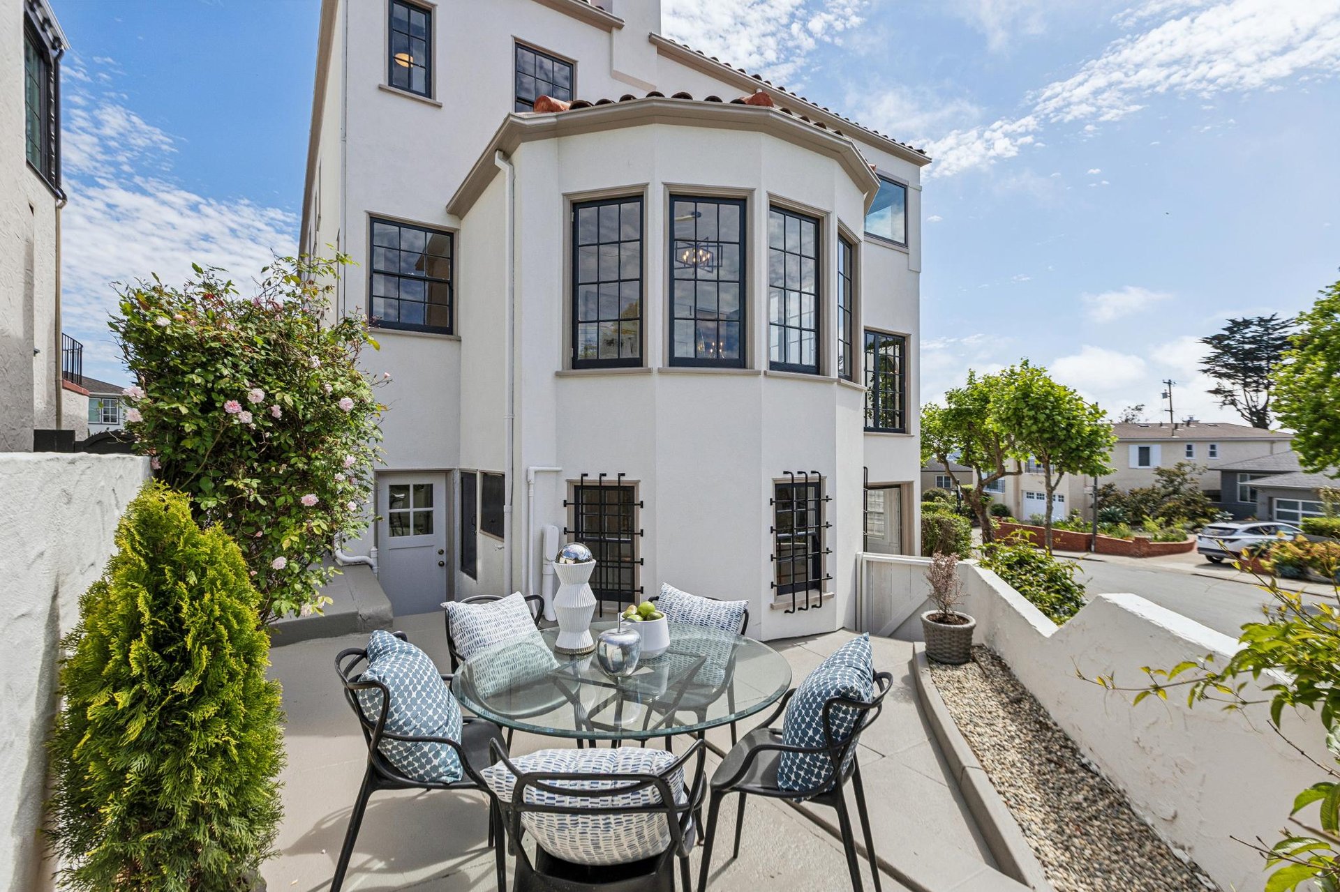 Multiple Offers! 299 Maywood Drive | Monterey Heights