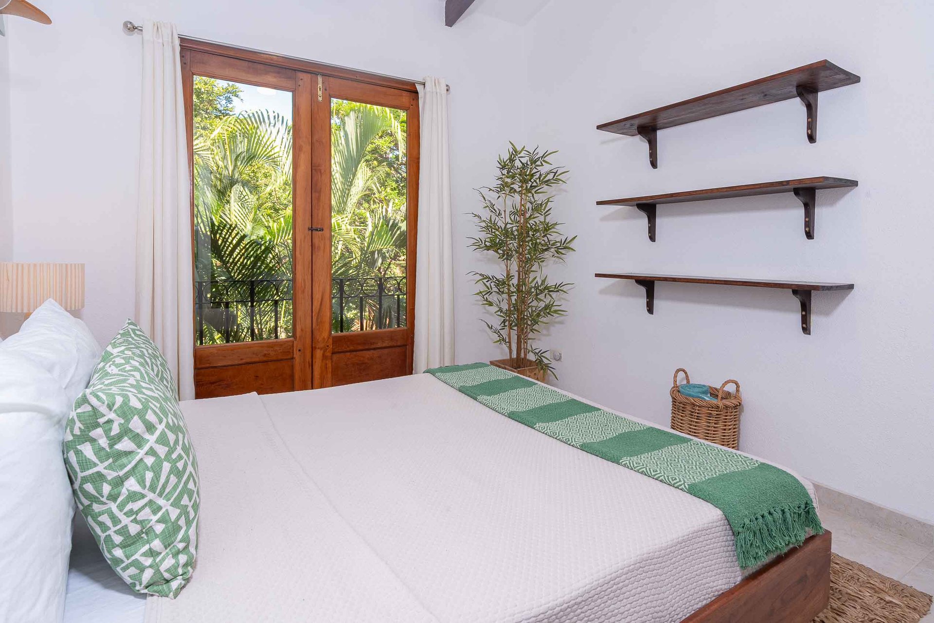 Pueblo del Mar 25 | Fully Renovated, Furnished Condo in Walkable Tamarindo