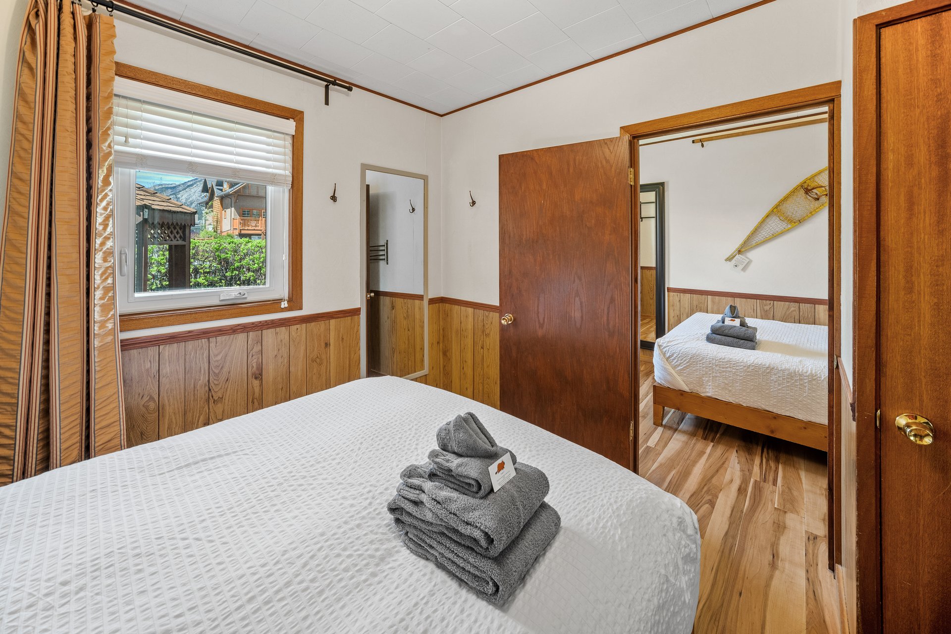 Beaver Street Cabins Banff | B&B Inn