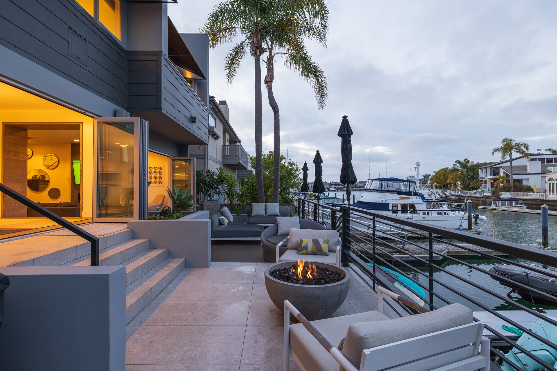748 Harbor Island Drive