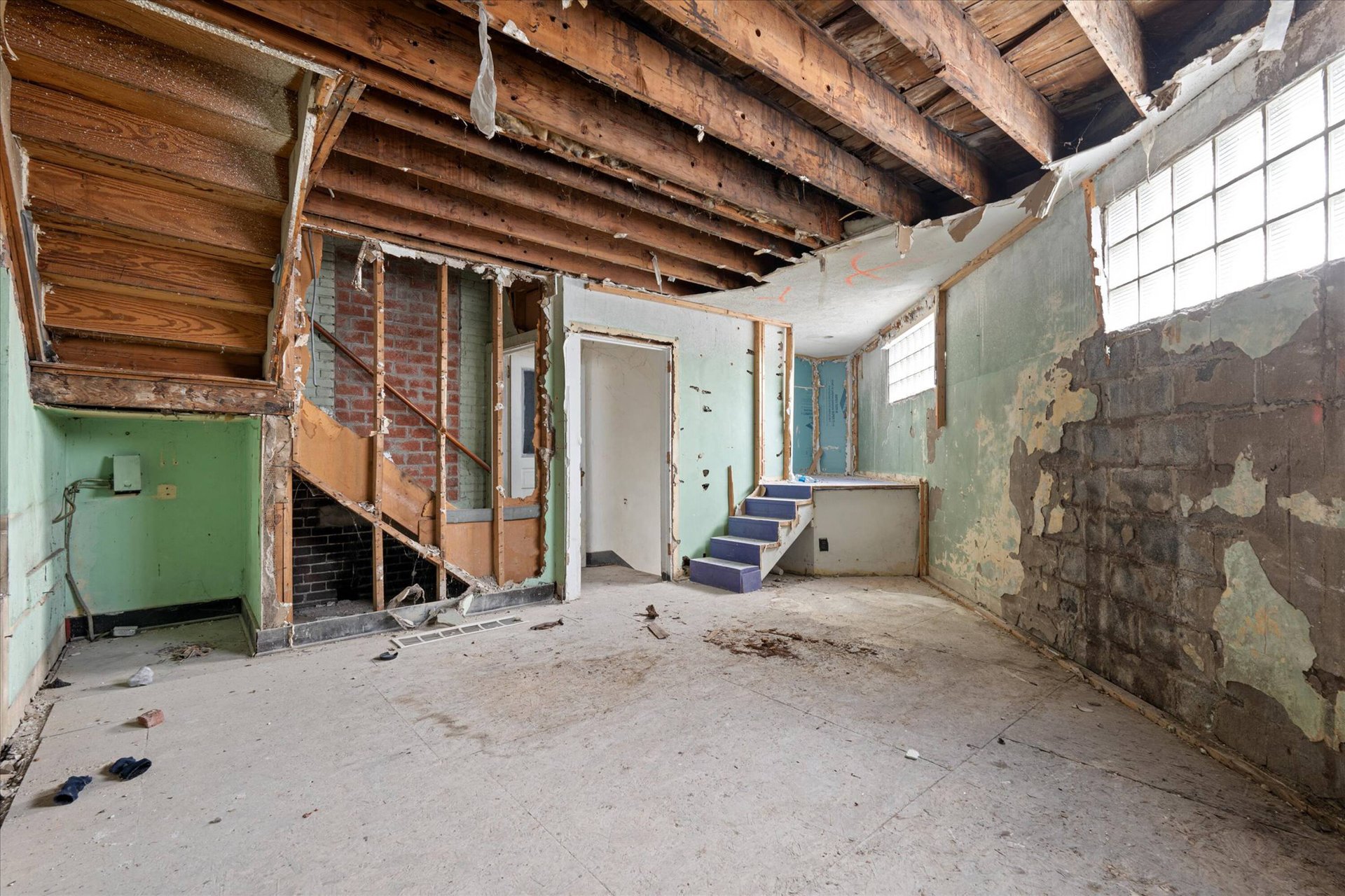 252 Main St