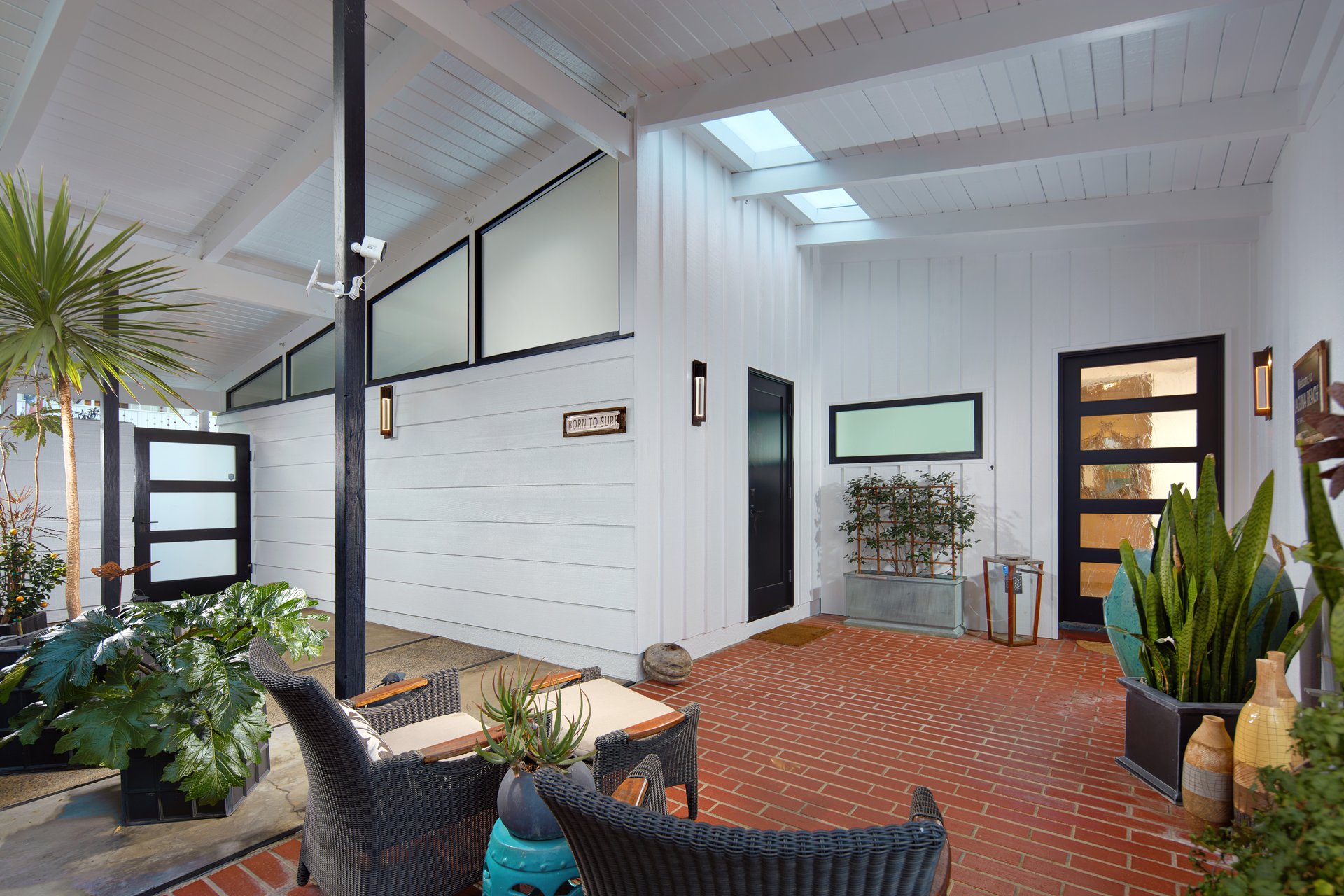 140 Crescent Bay Drive