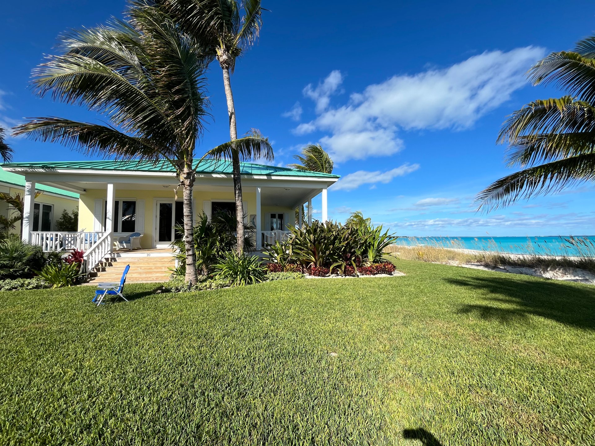 #10 The Cottages