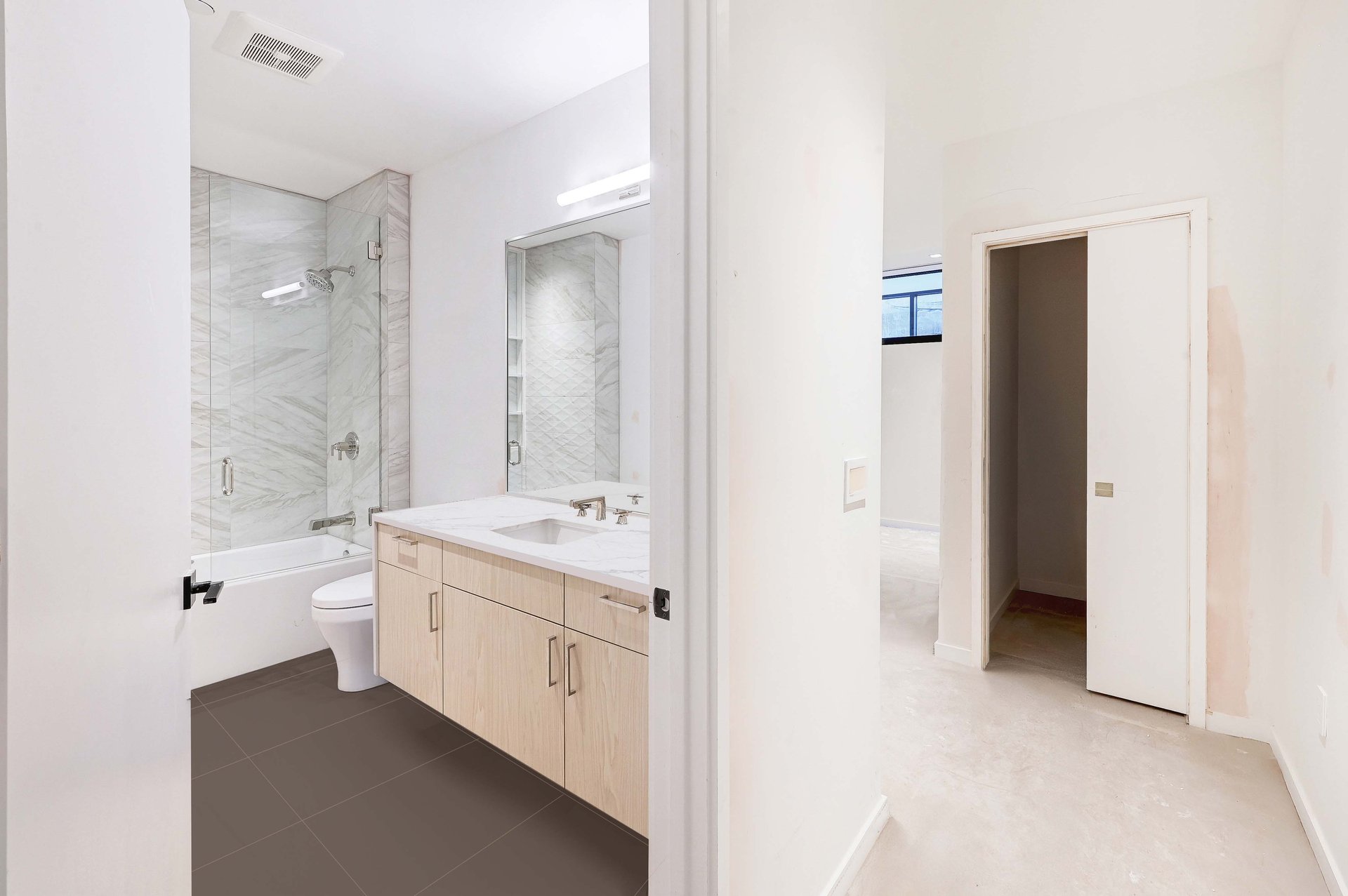 1006 Baylor Street #203