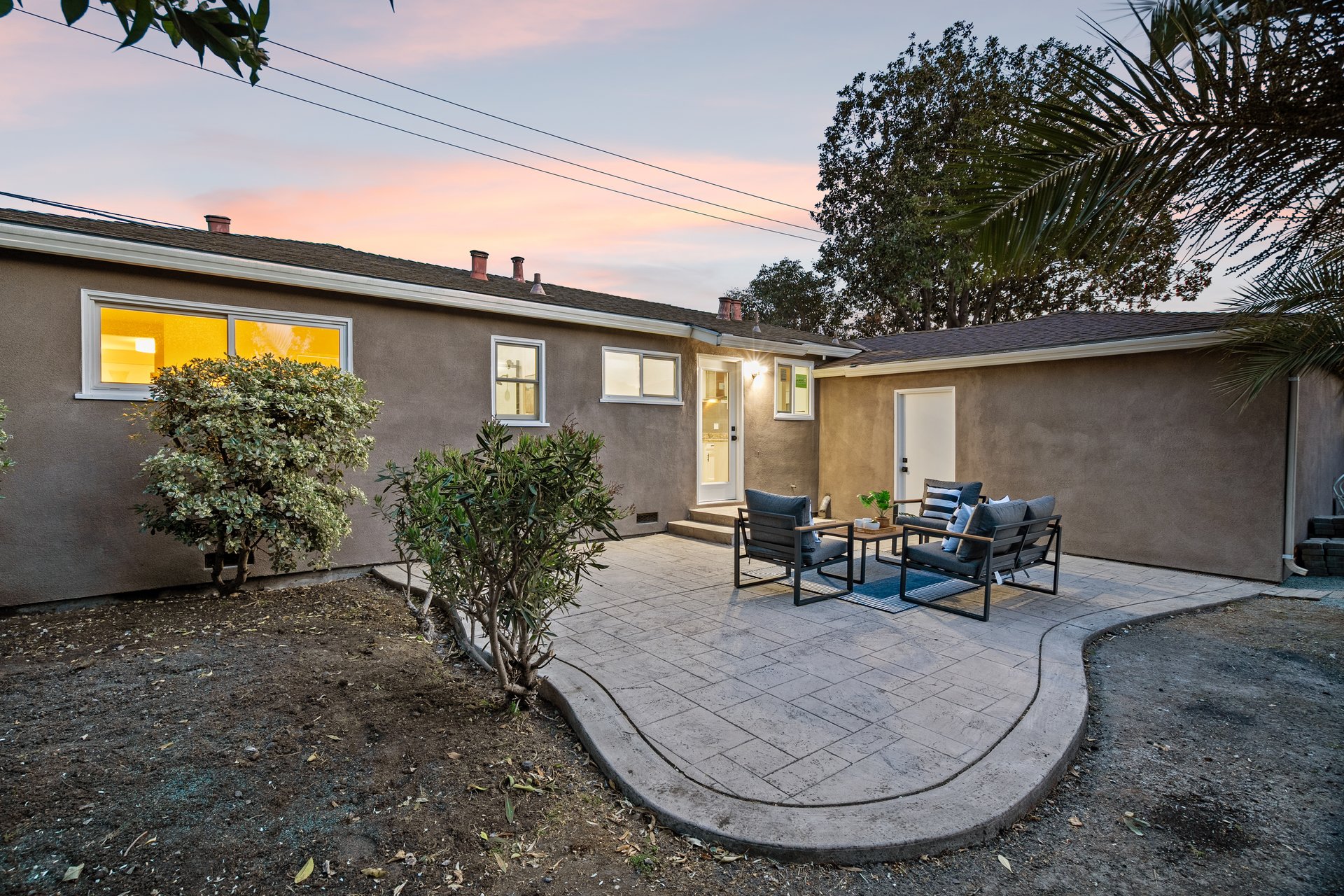 2431 Pilot Knob DR
