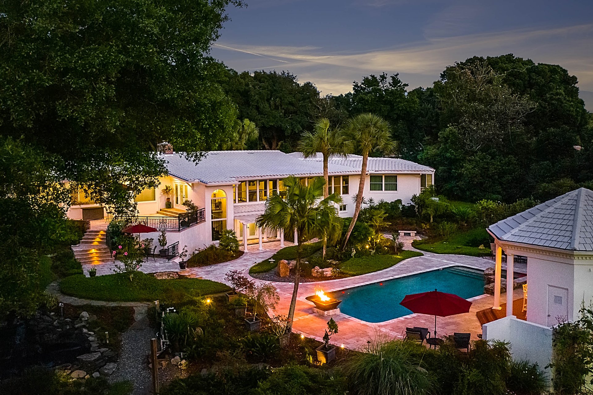 1750 Country Club Rd