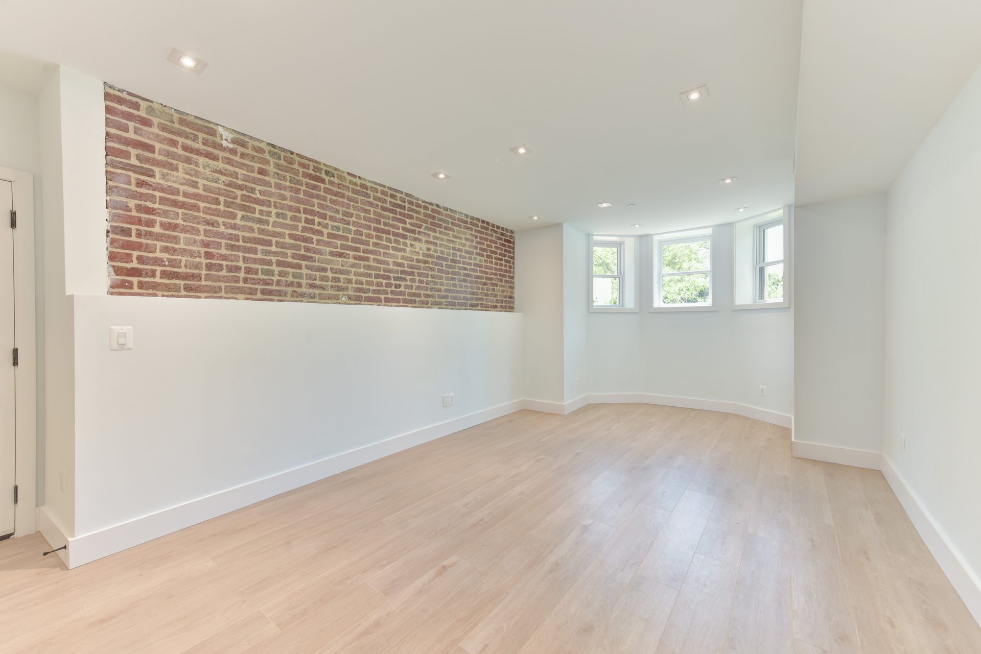 1963 Biltmore St NW, #1