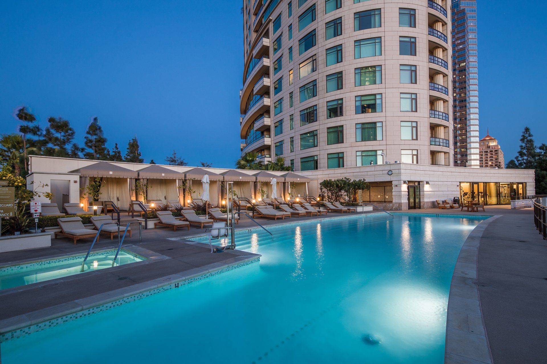 Spectacular Condominium in The Century