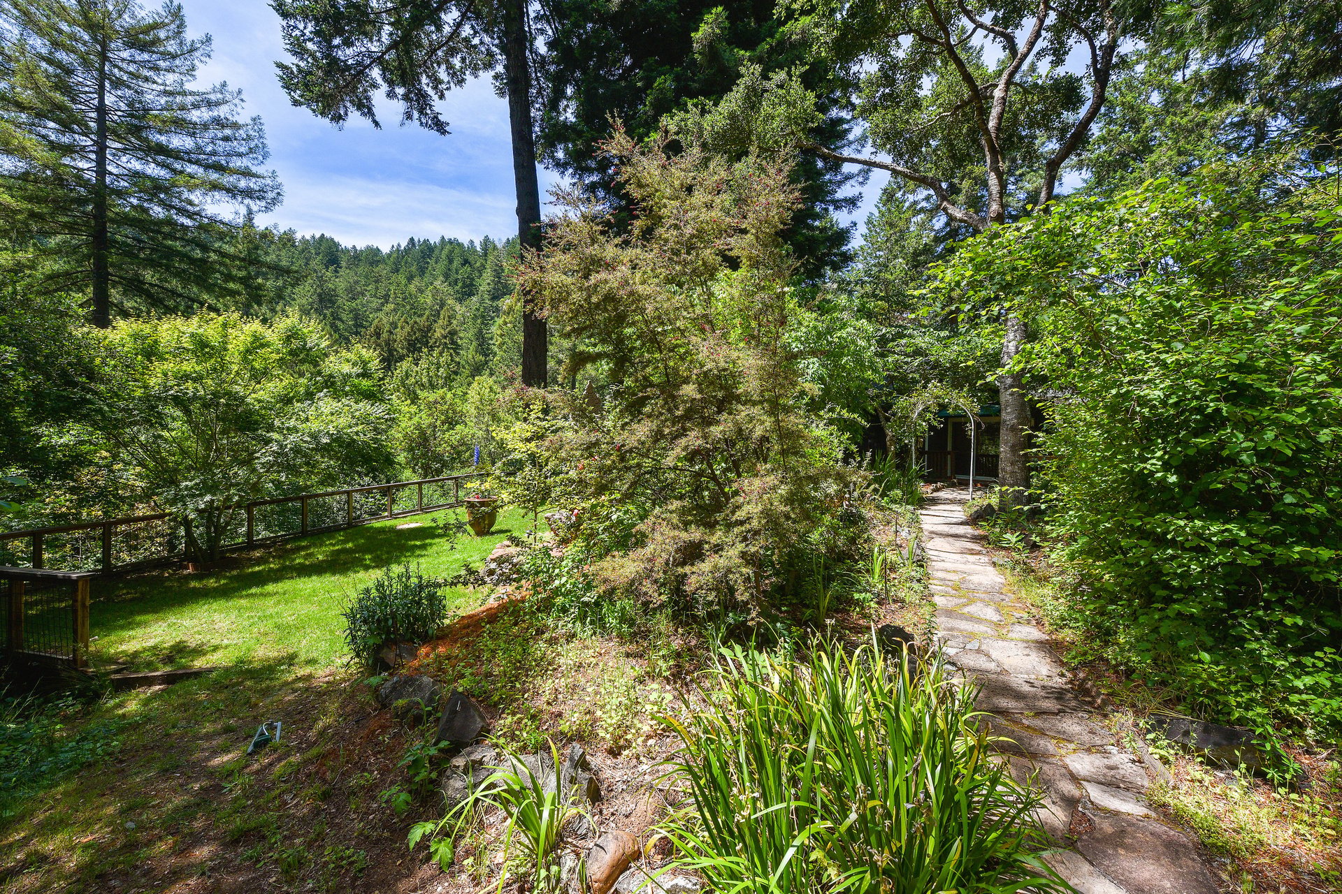 27 Spring Rd