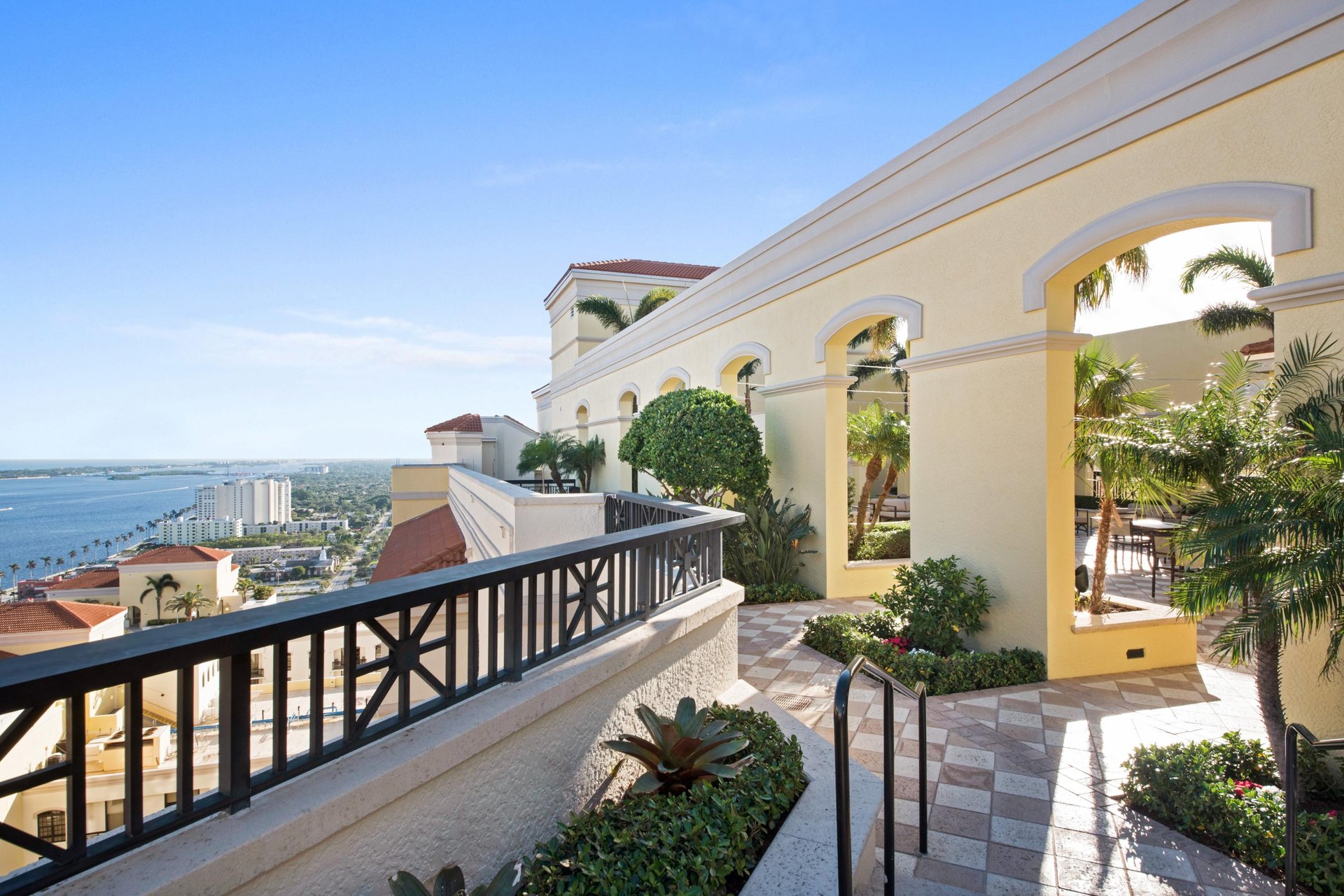 701 S Olive Ave ~ Two City PLaza