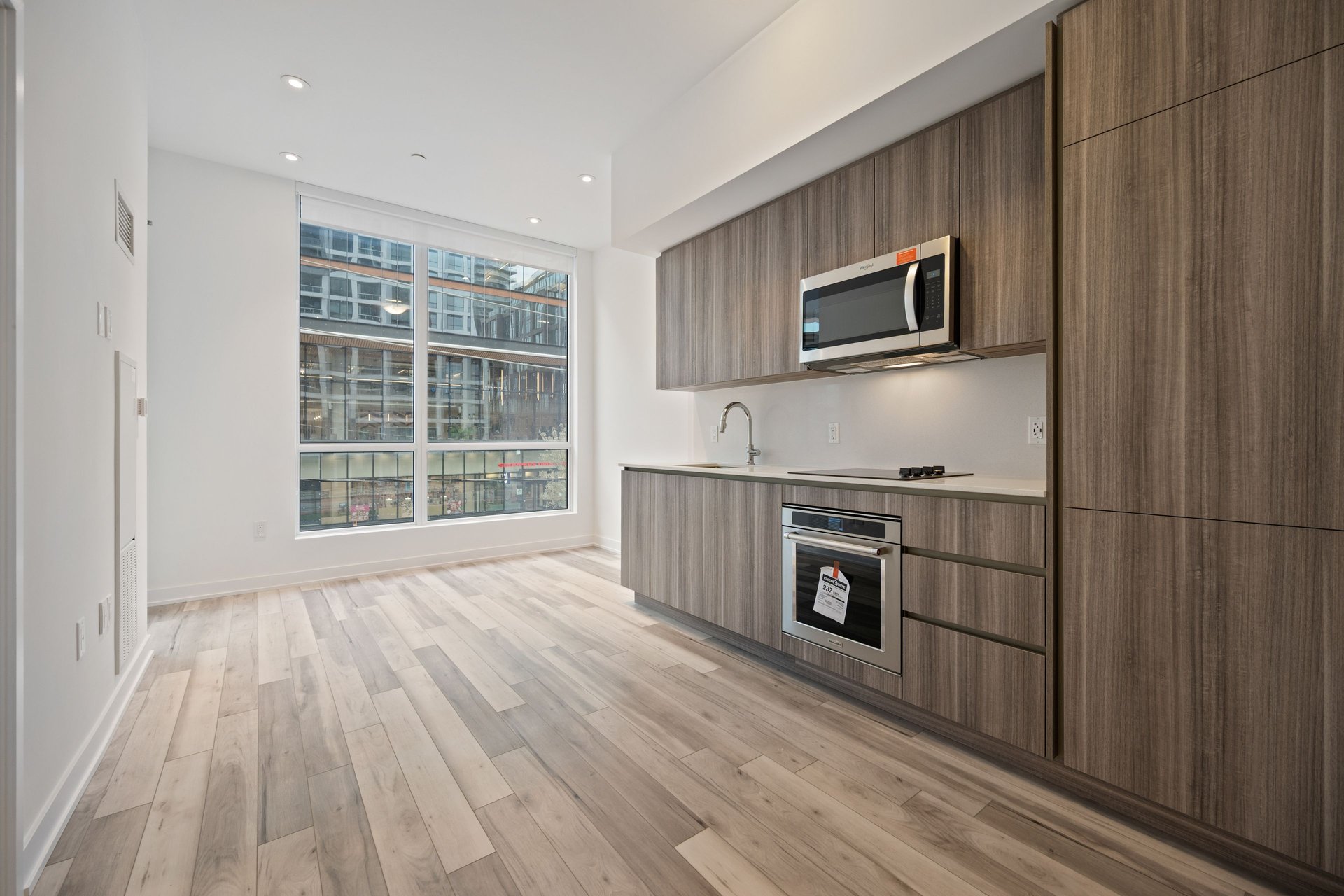 15 Richardson Street Unit: 204