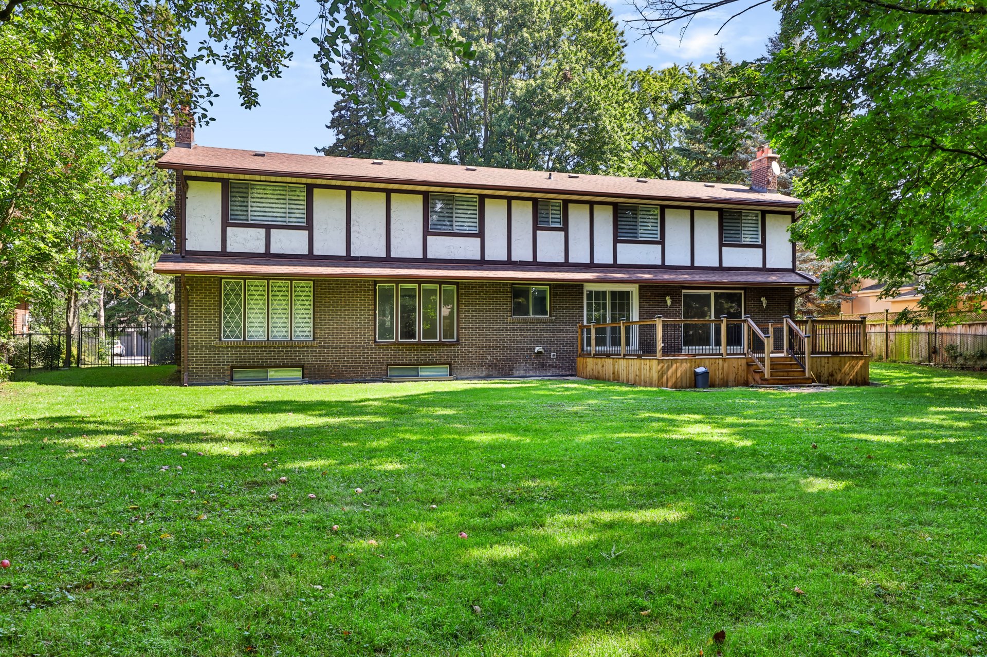 30 Birkbank Drive, Oakville