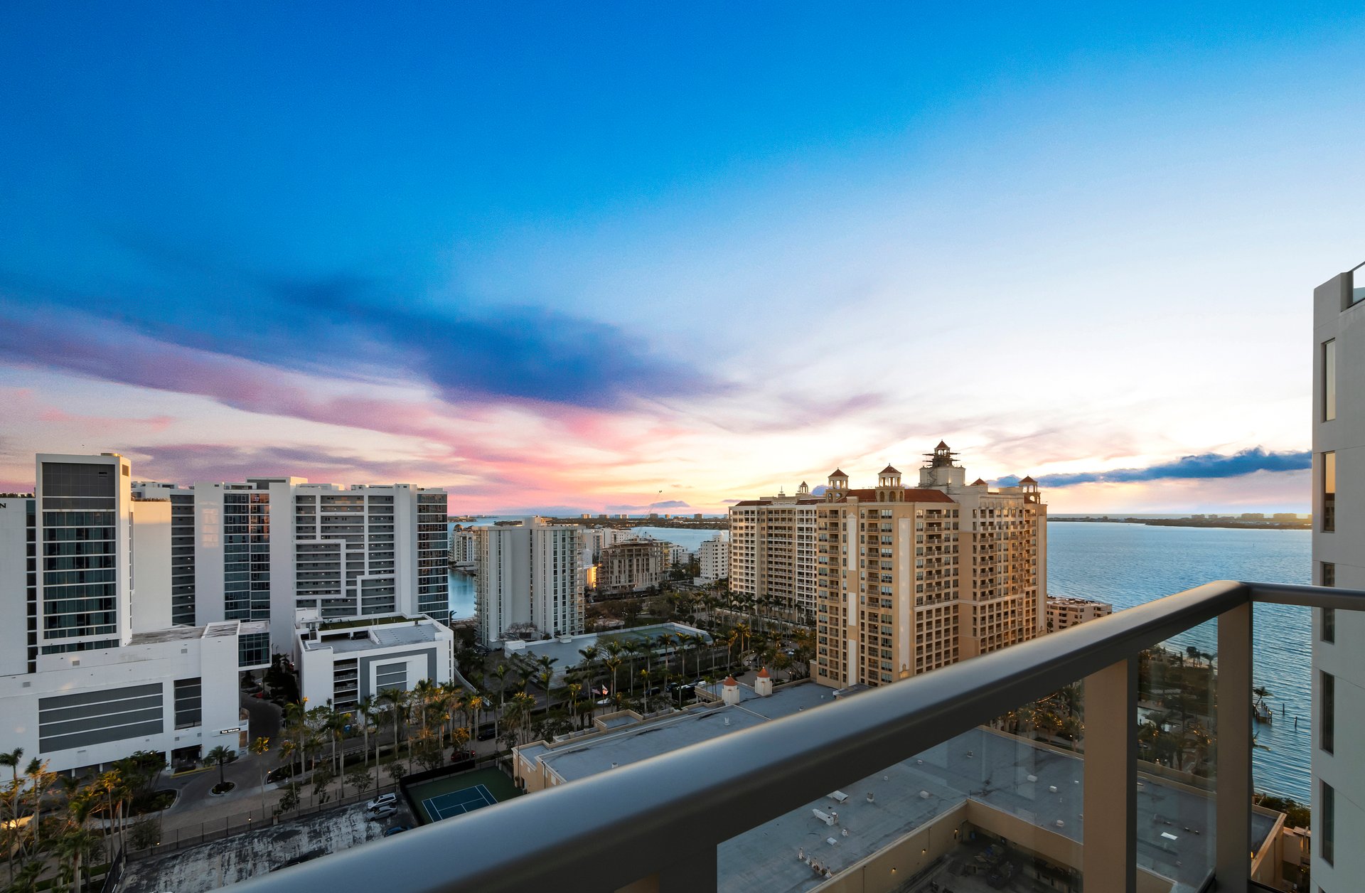 301 QUAY COMMONS #1708