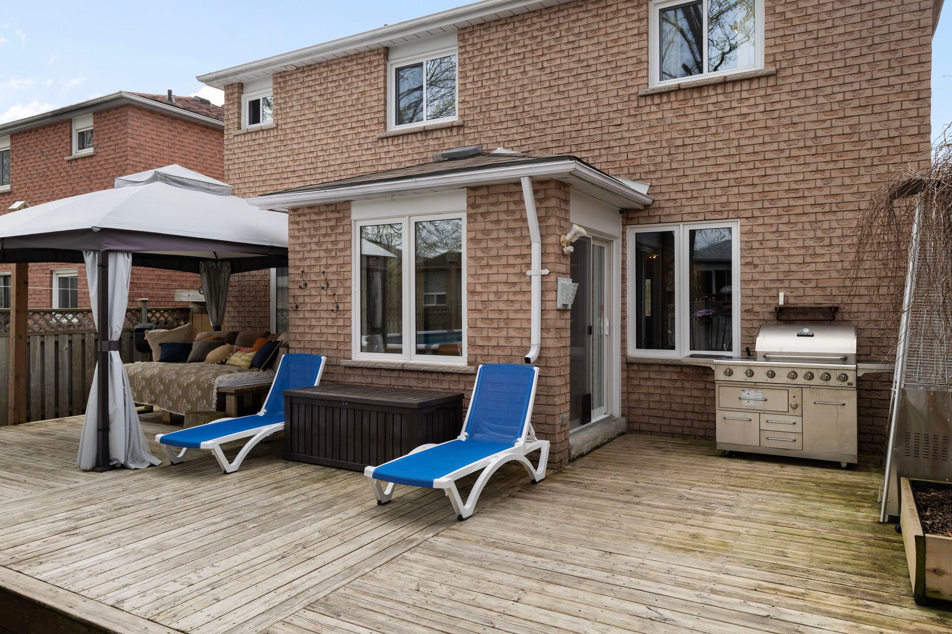 255 Hickling Trail, Barrie