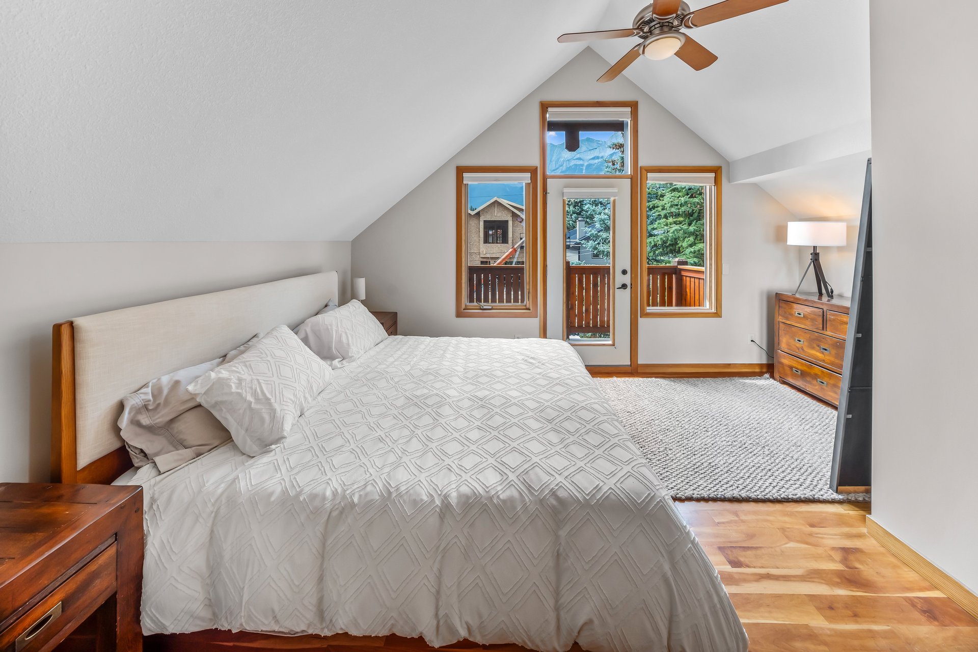 4 - 813 5th Street