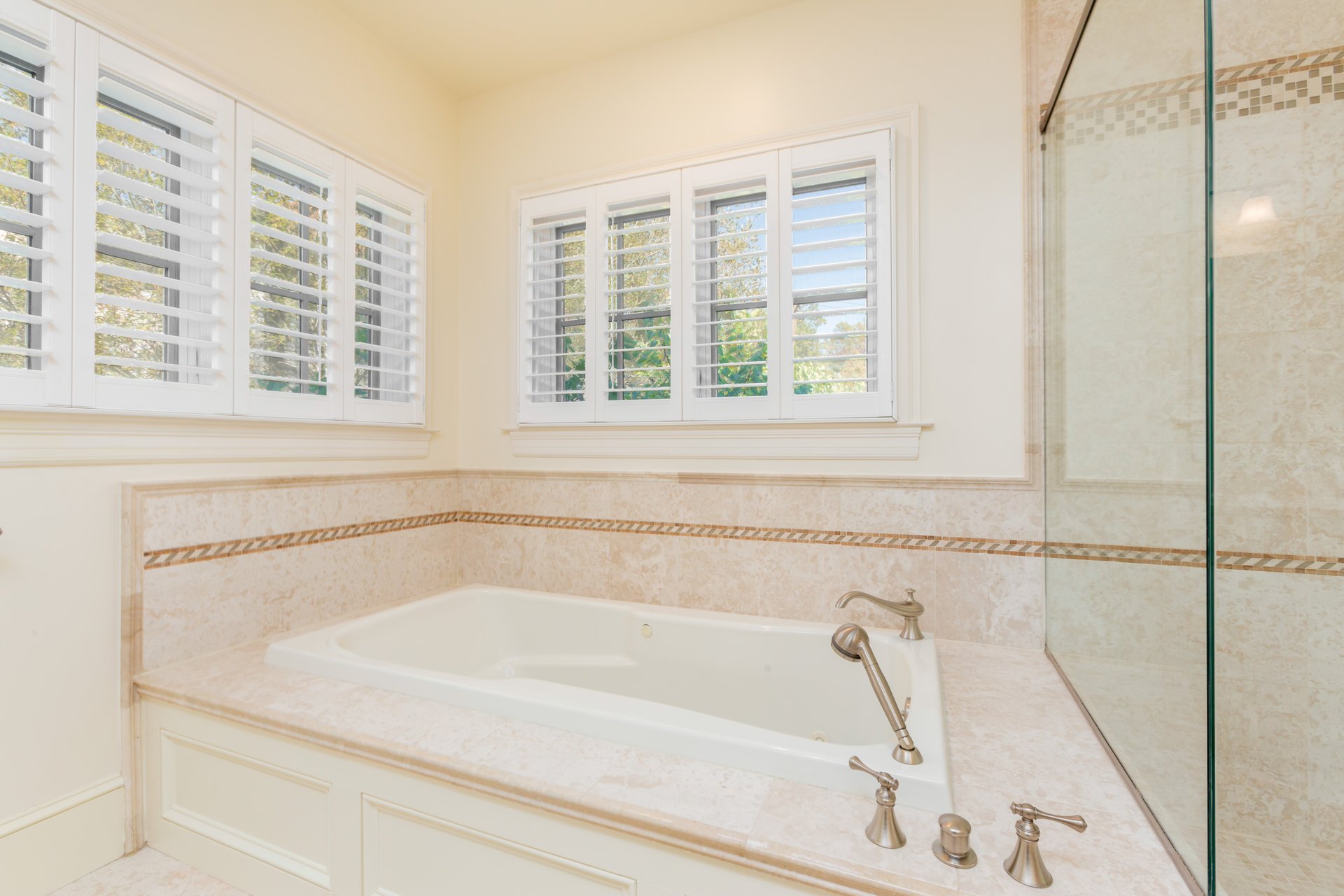 2608 36th Place NW