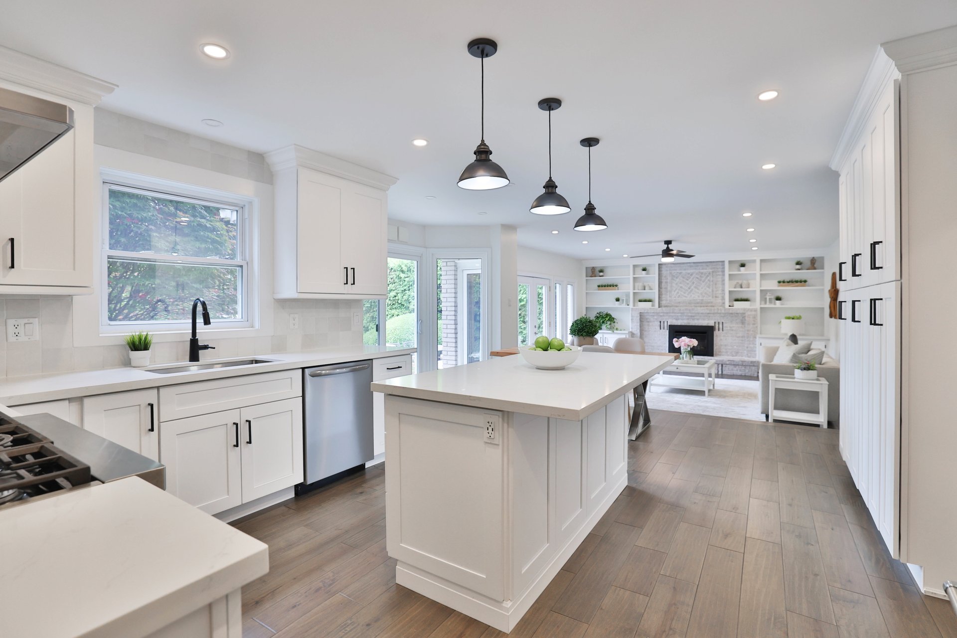 4220 Spruce Avenue, Burlington
