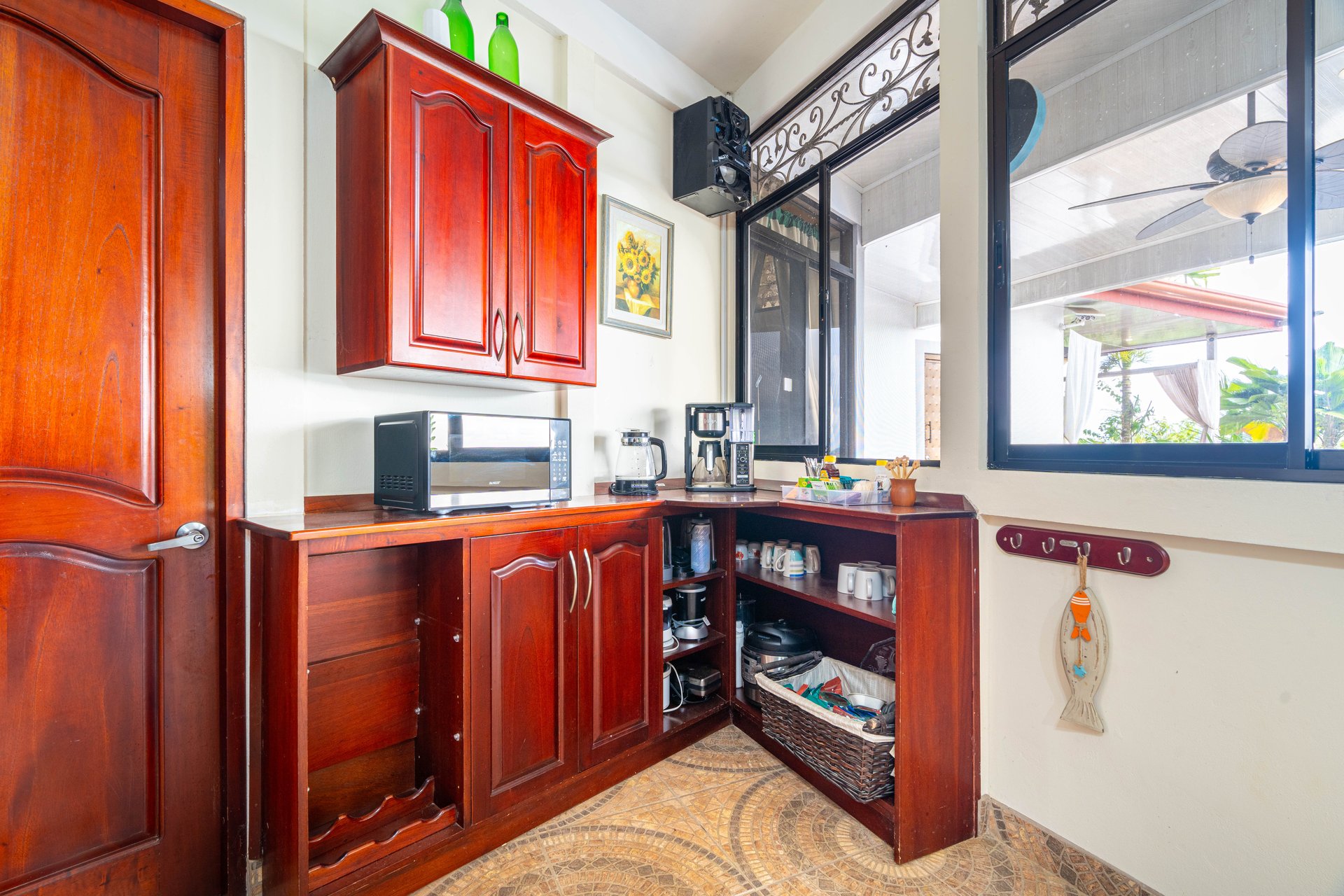 Expansive Ocean Views, Central Ojochal - 3 bed, 3 bath!
