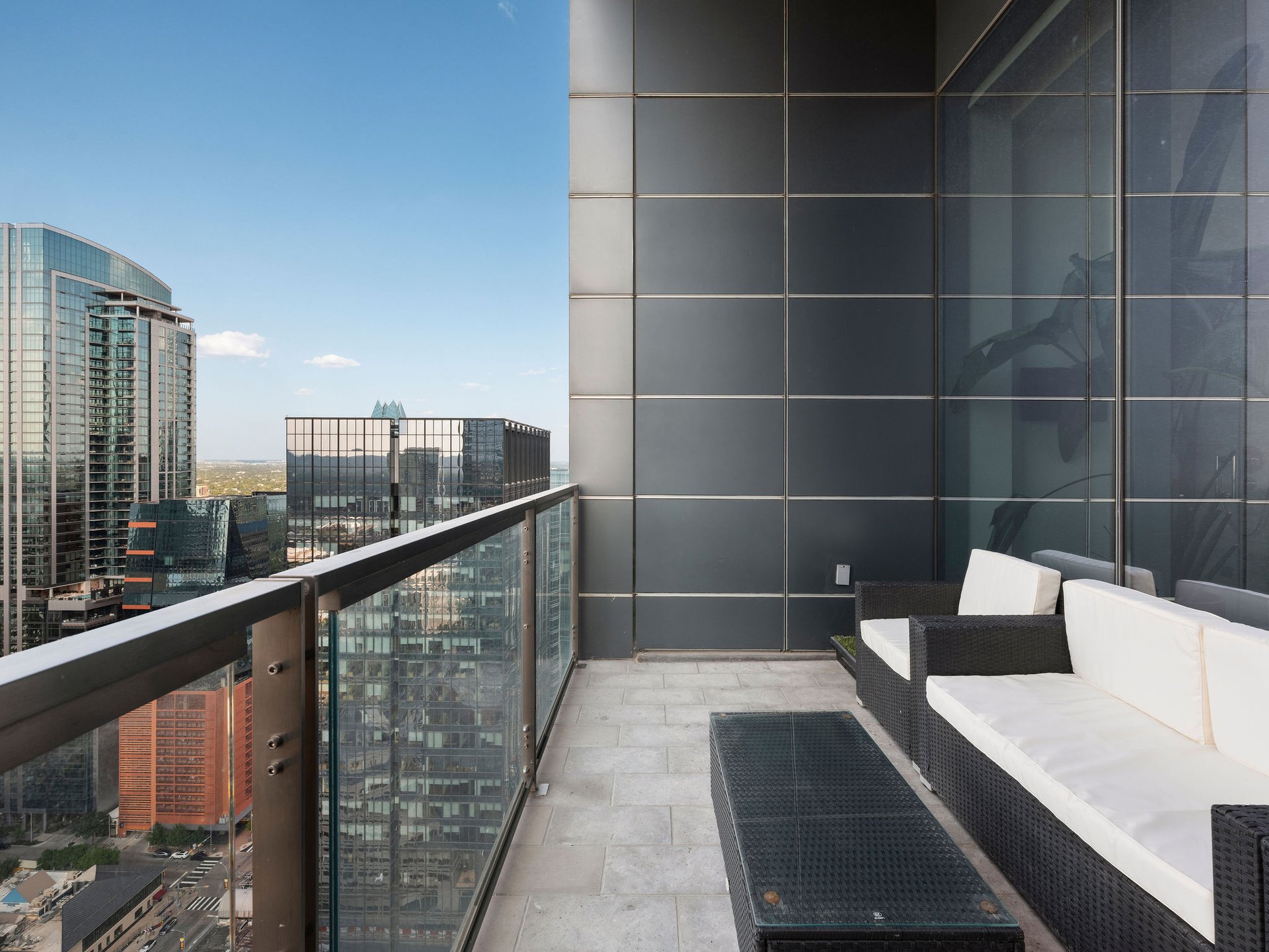 210 Lavaca Street #3504 