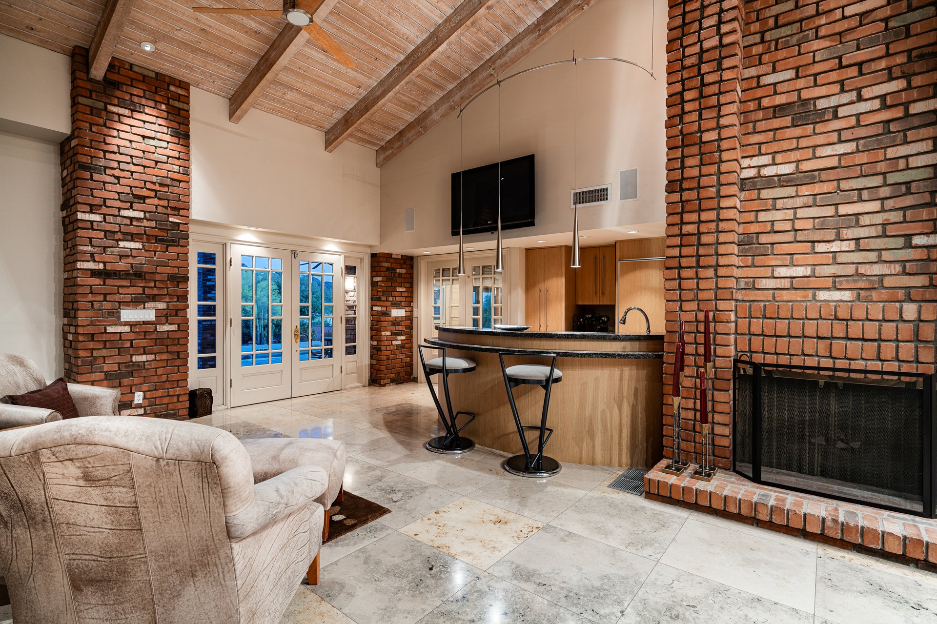 Luxury PV Hilltop Sanctuary