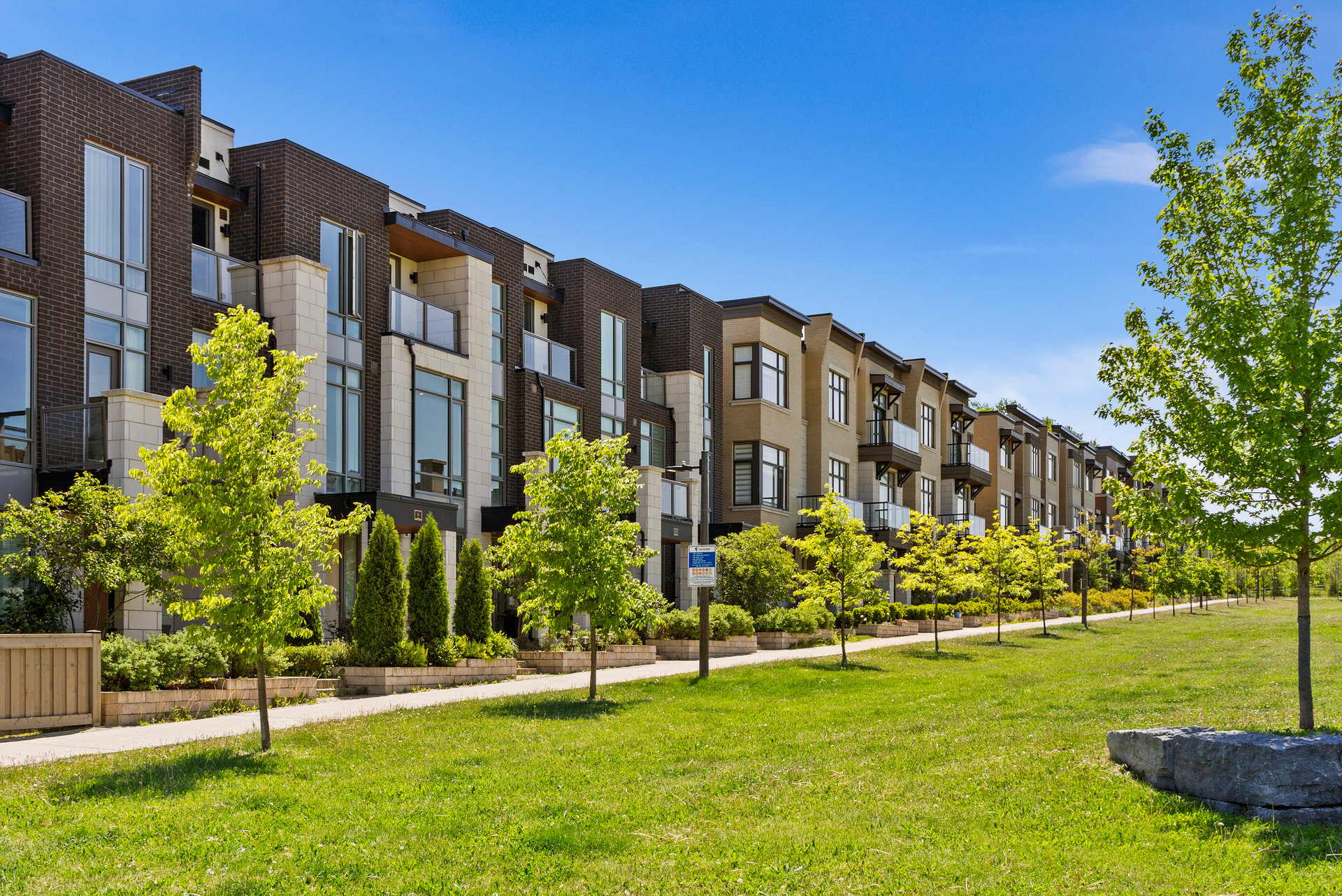 SOLD: Luxury Freehold Townhome