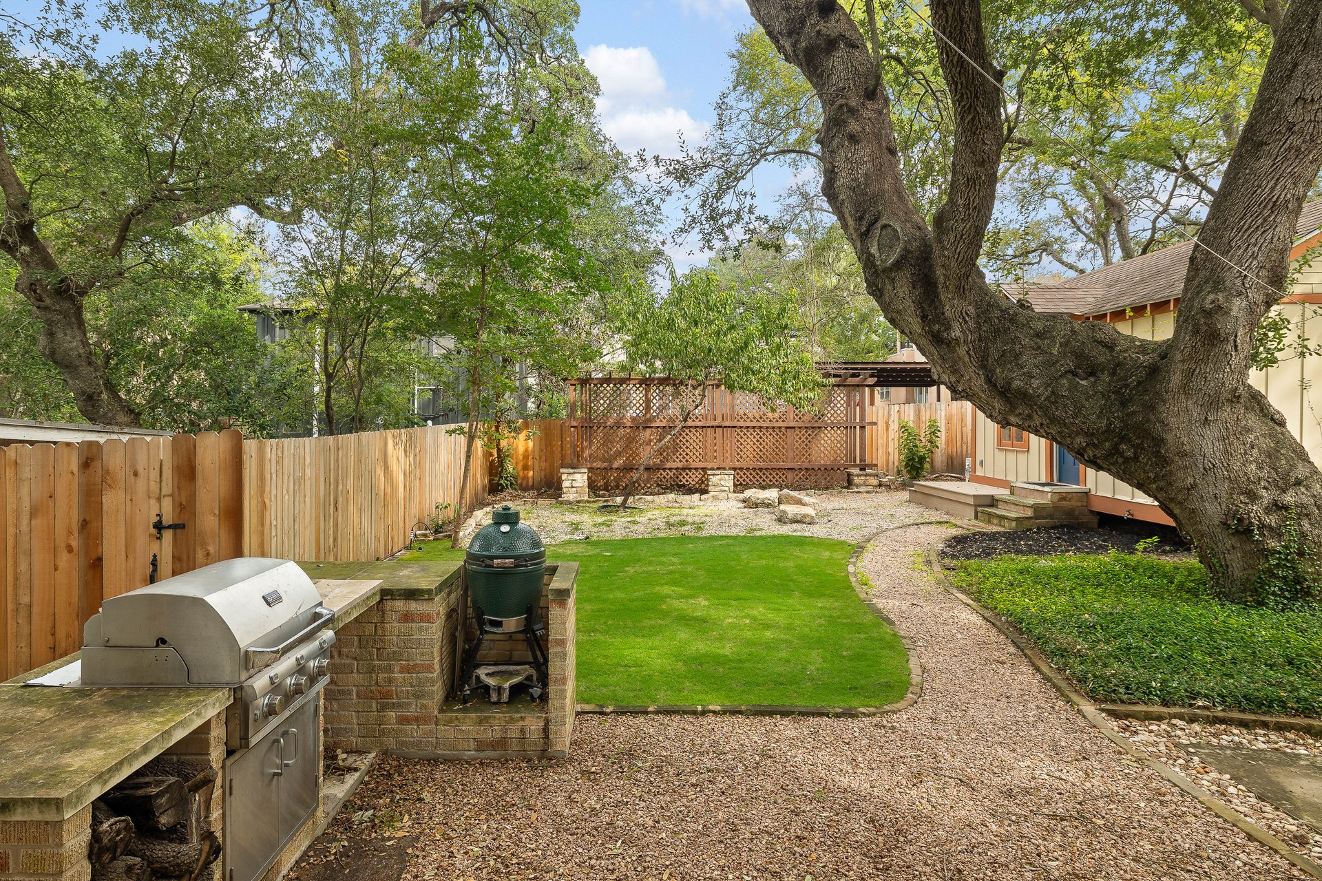 708 Sparks Avenue