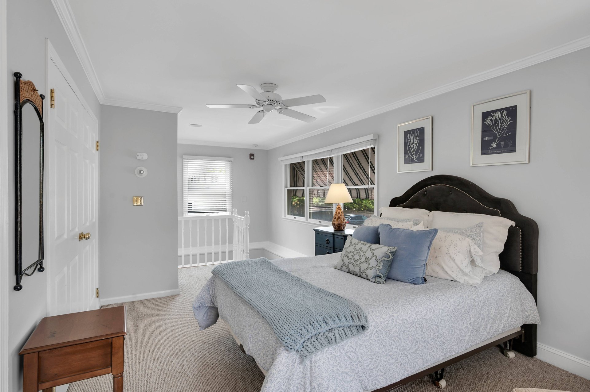 One Bedroom Condo With Outside Seating Area