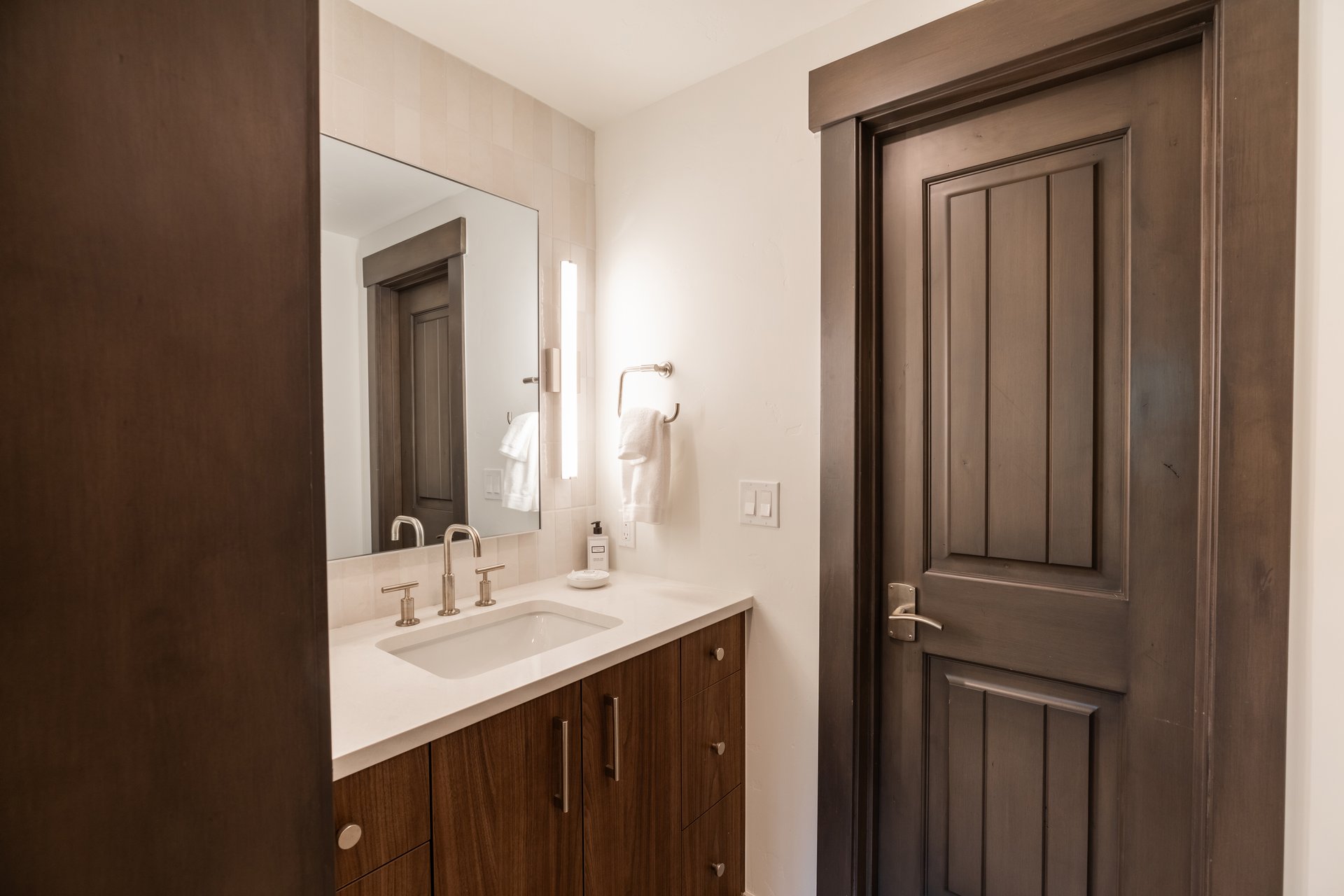 The Lodge at Vail Condominiums #406