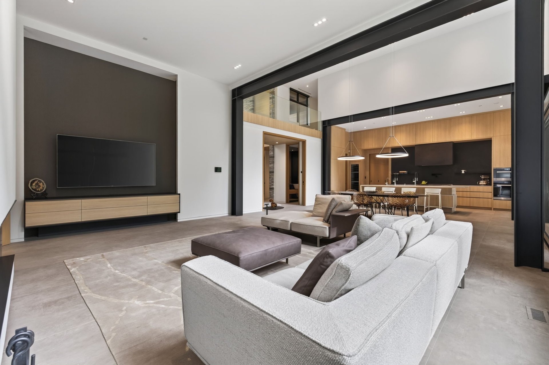 Modern Masterpiece
