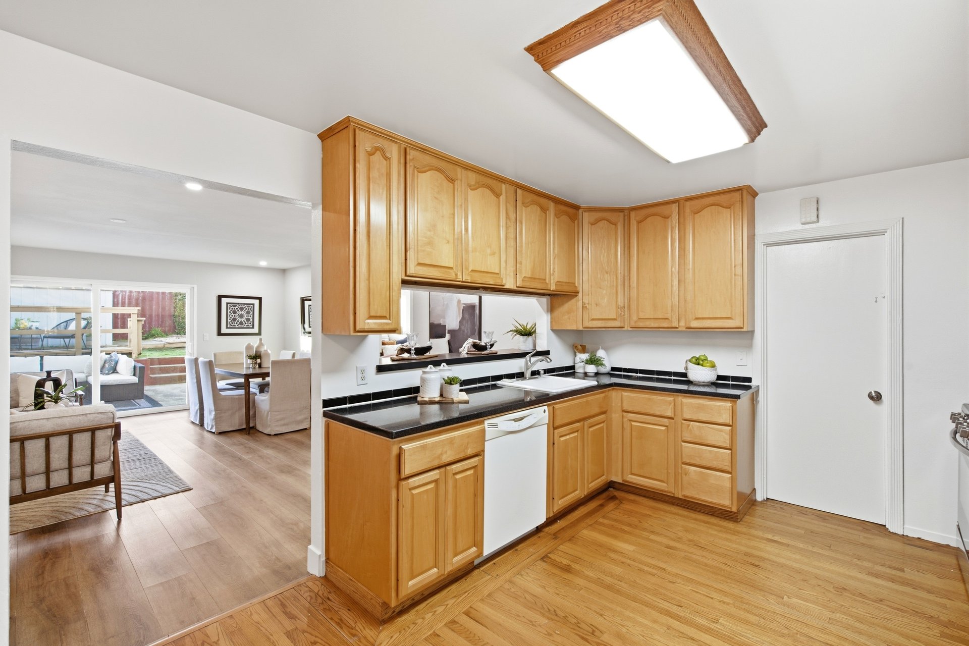 20 San Felipe Ave